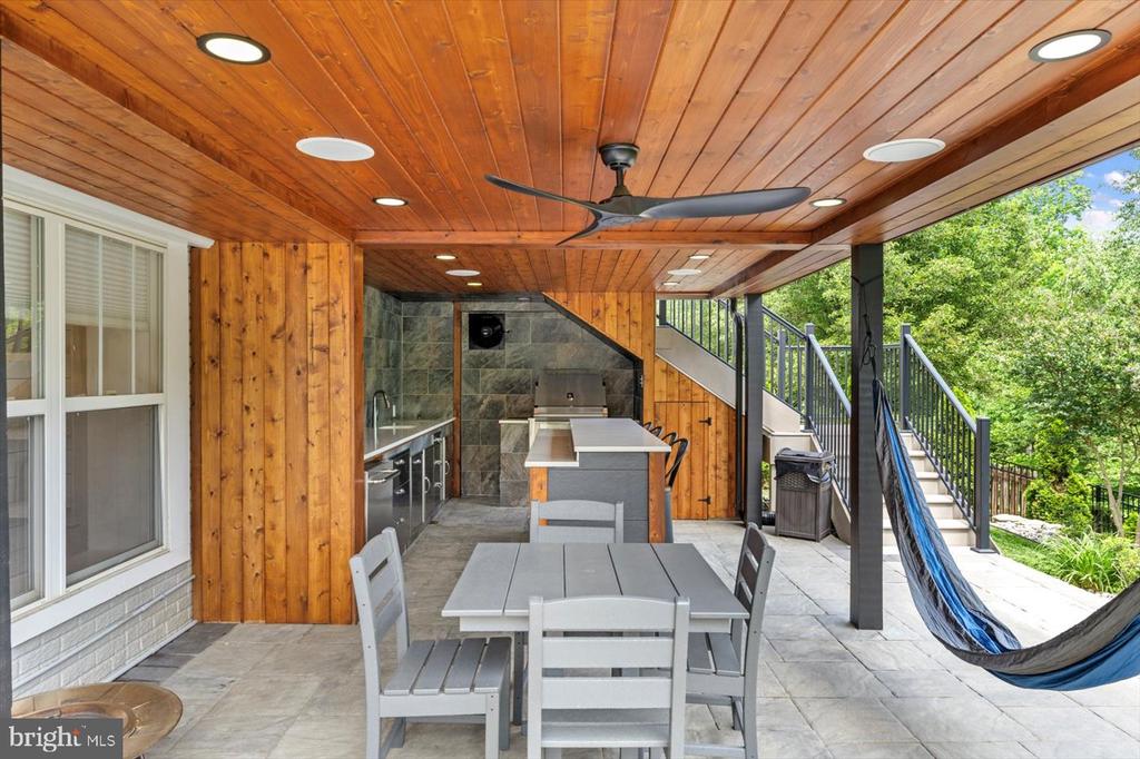 1323 WALKER DRIVE