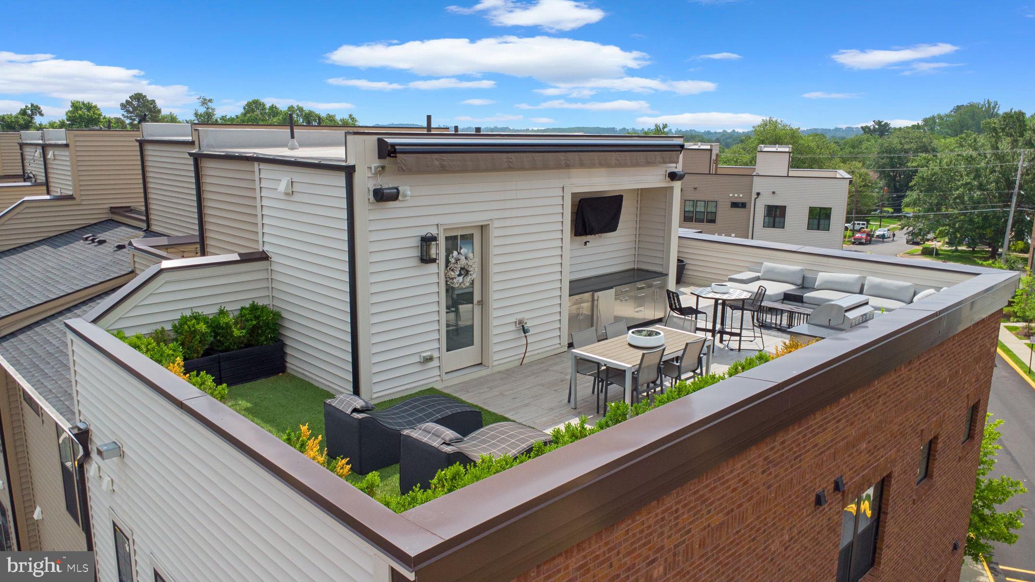 1741 MCKENNA POINT DRIVE 2701