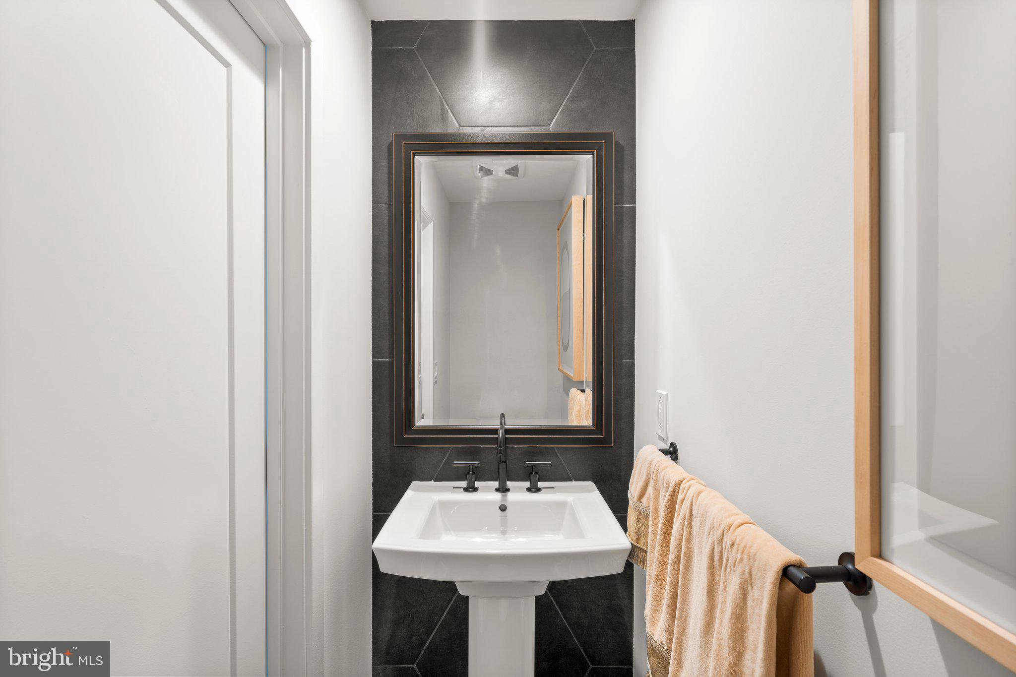 1741 MCKENNA POINT DRIVE 2701