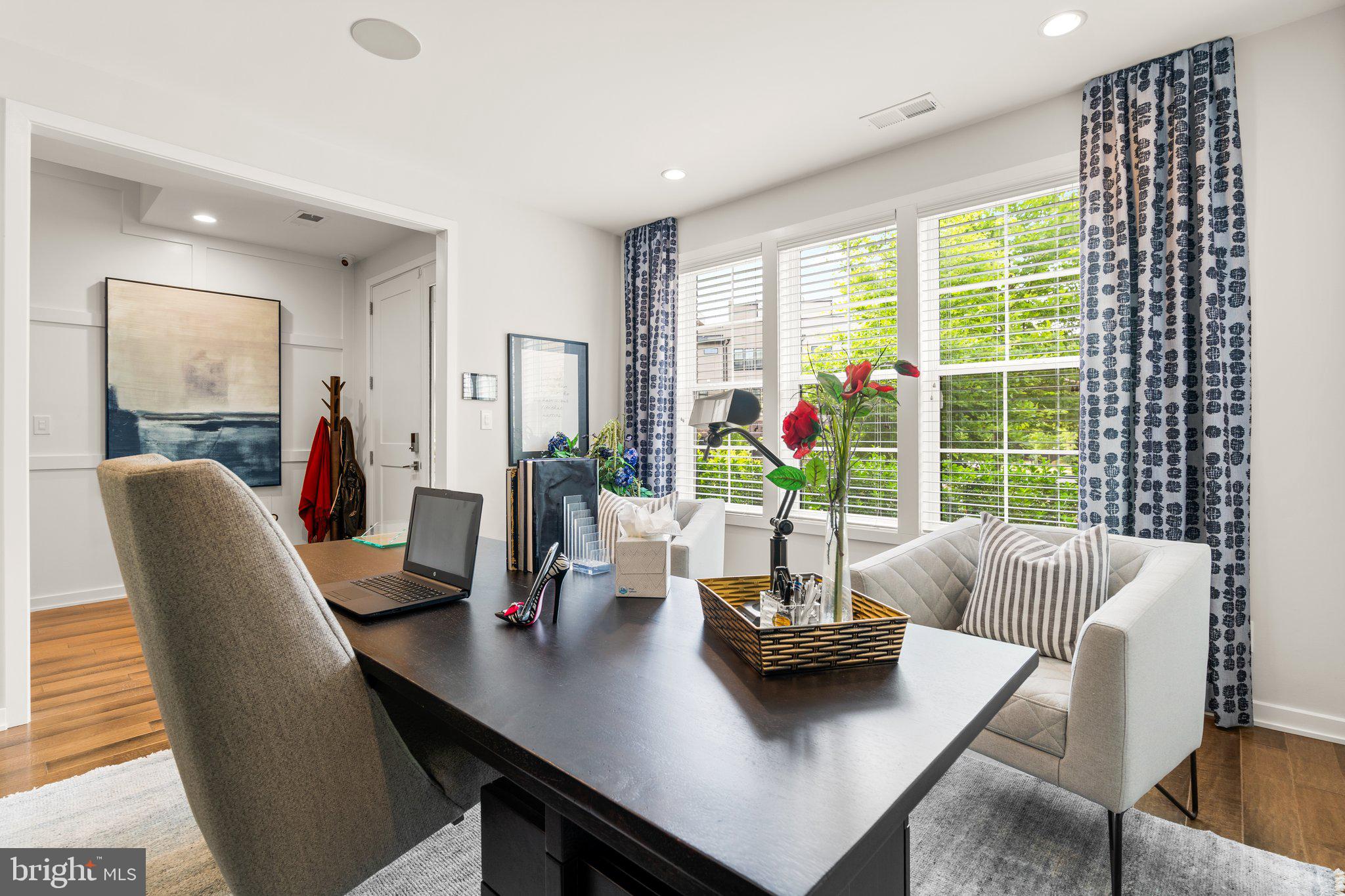 1741 MCKENNA POINT DRIVE 2701