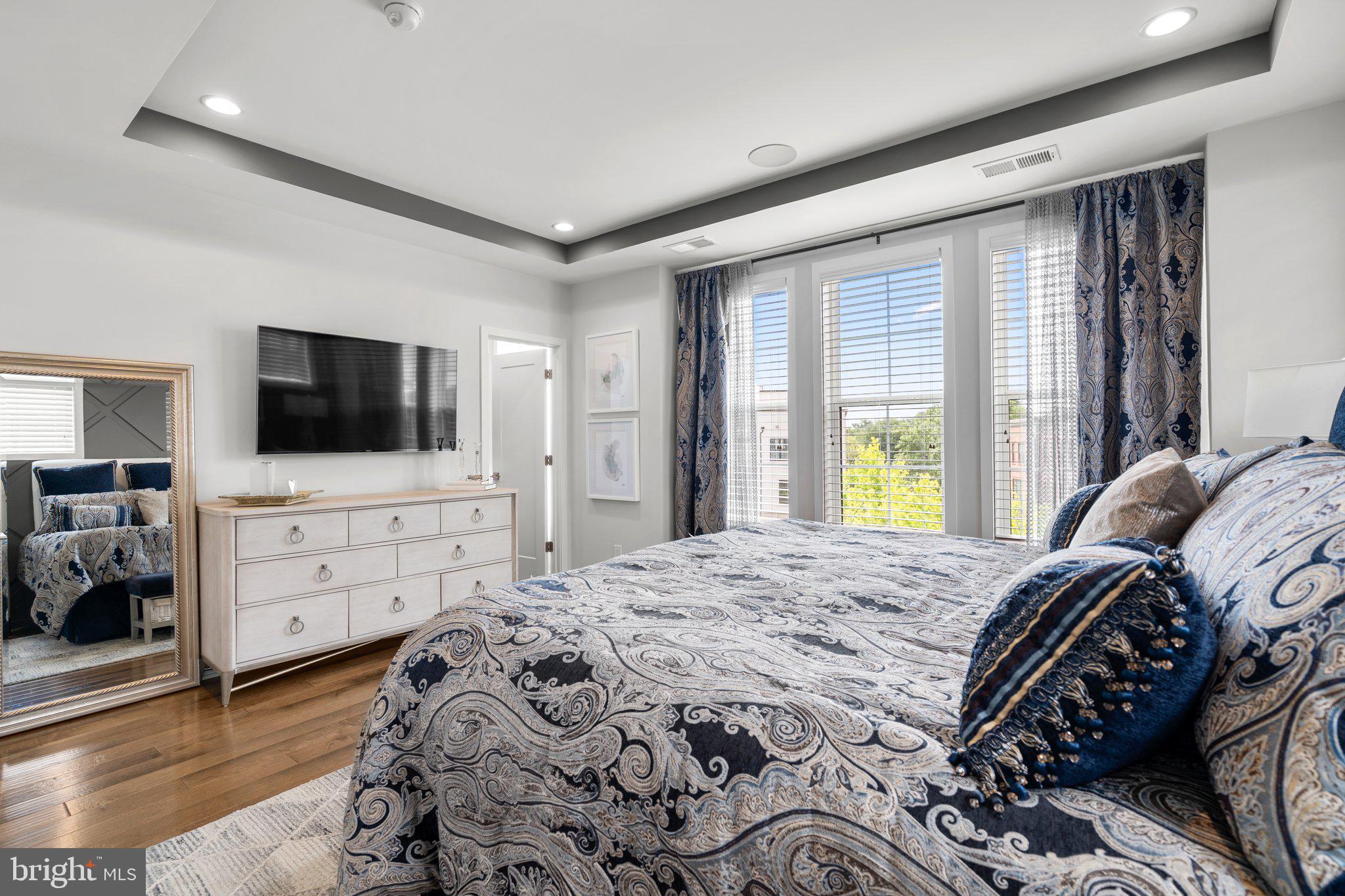 1741 MCKENNA POINT DRIVE 2701