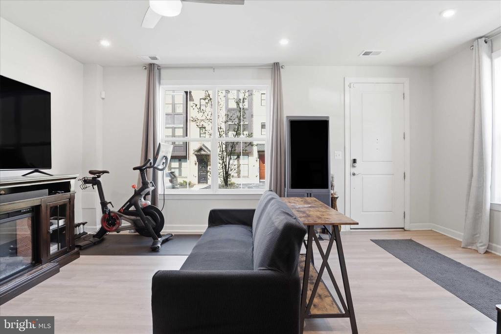 2861 HOKIE LANE