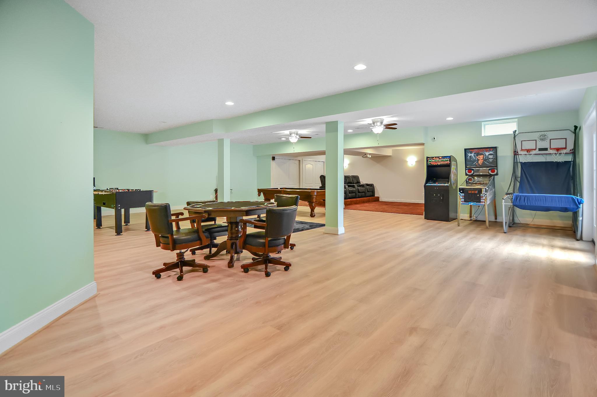 5220 BONNIE BRAE FARM DRIVE