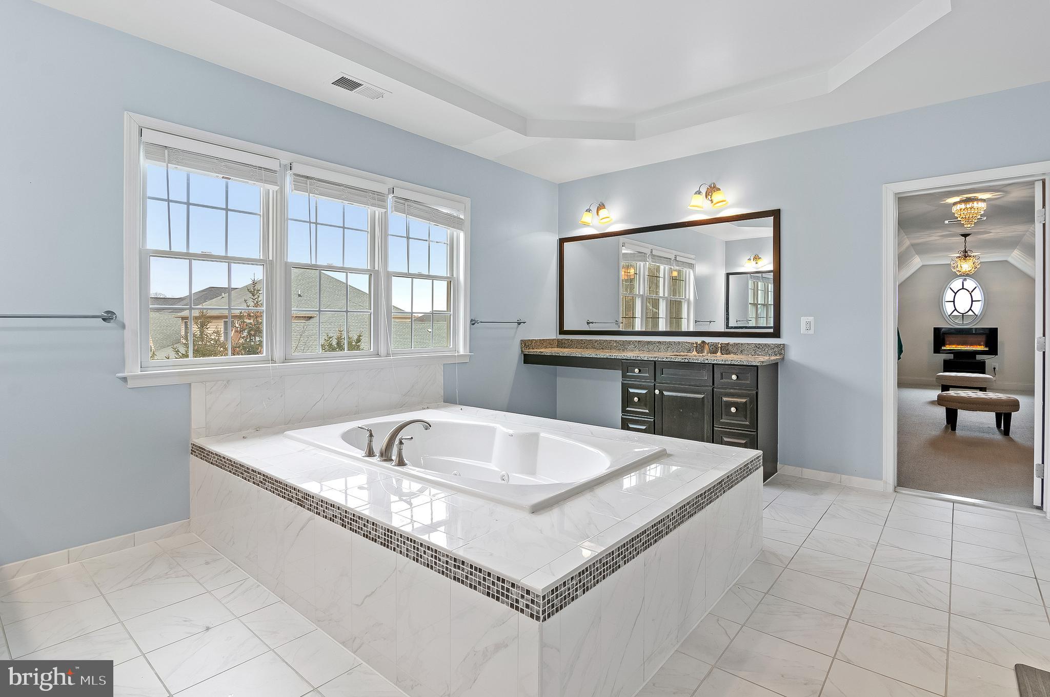 5220 BONNIE BRAE FARM DRIVE