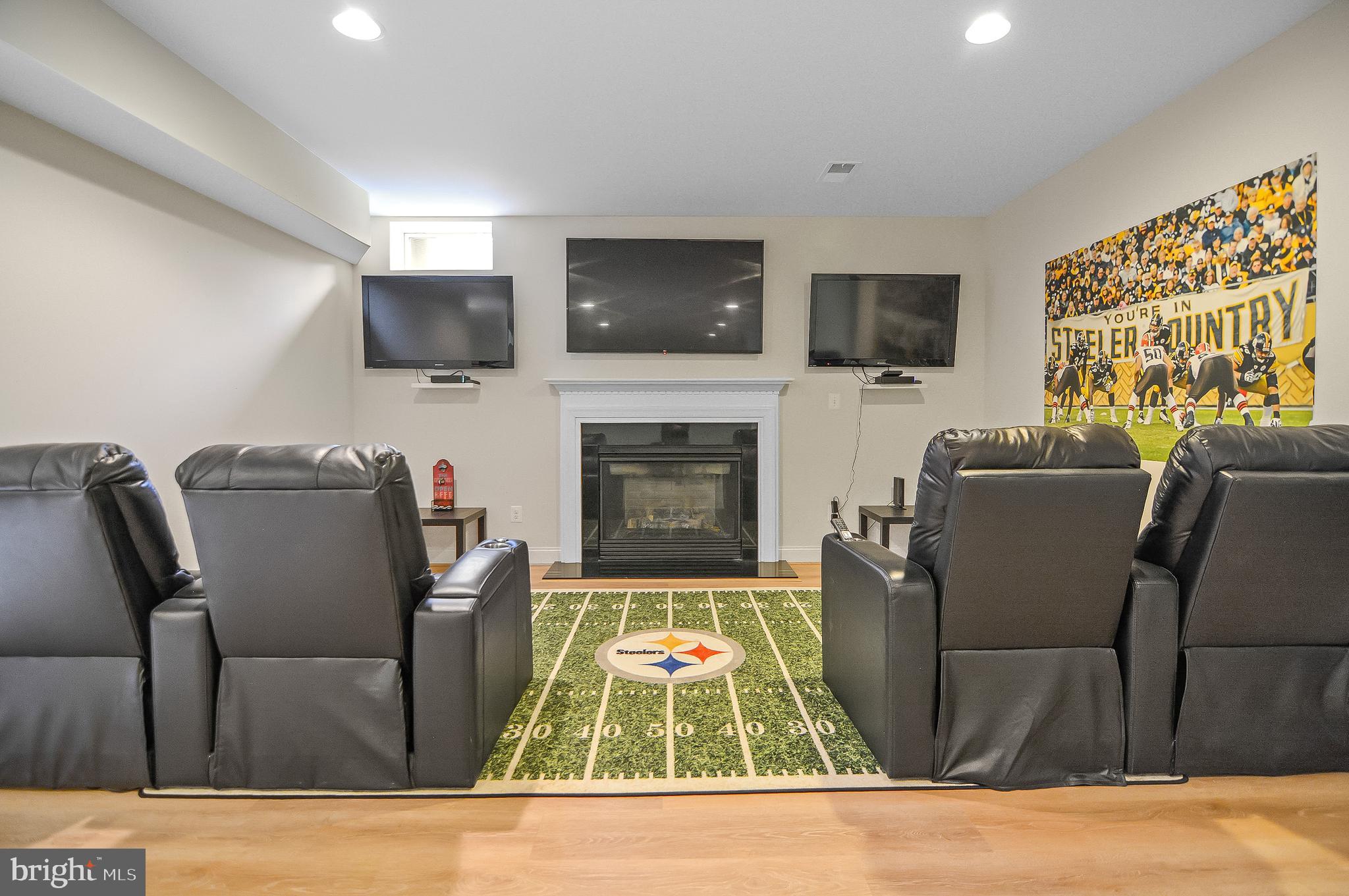 5220 BONNIE BRAE FARM DRIVE