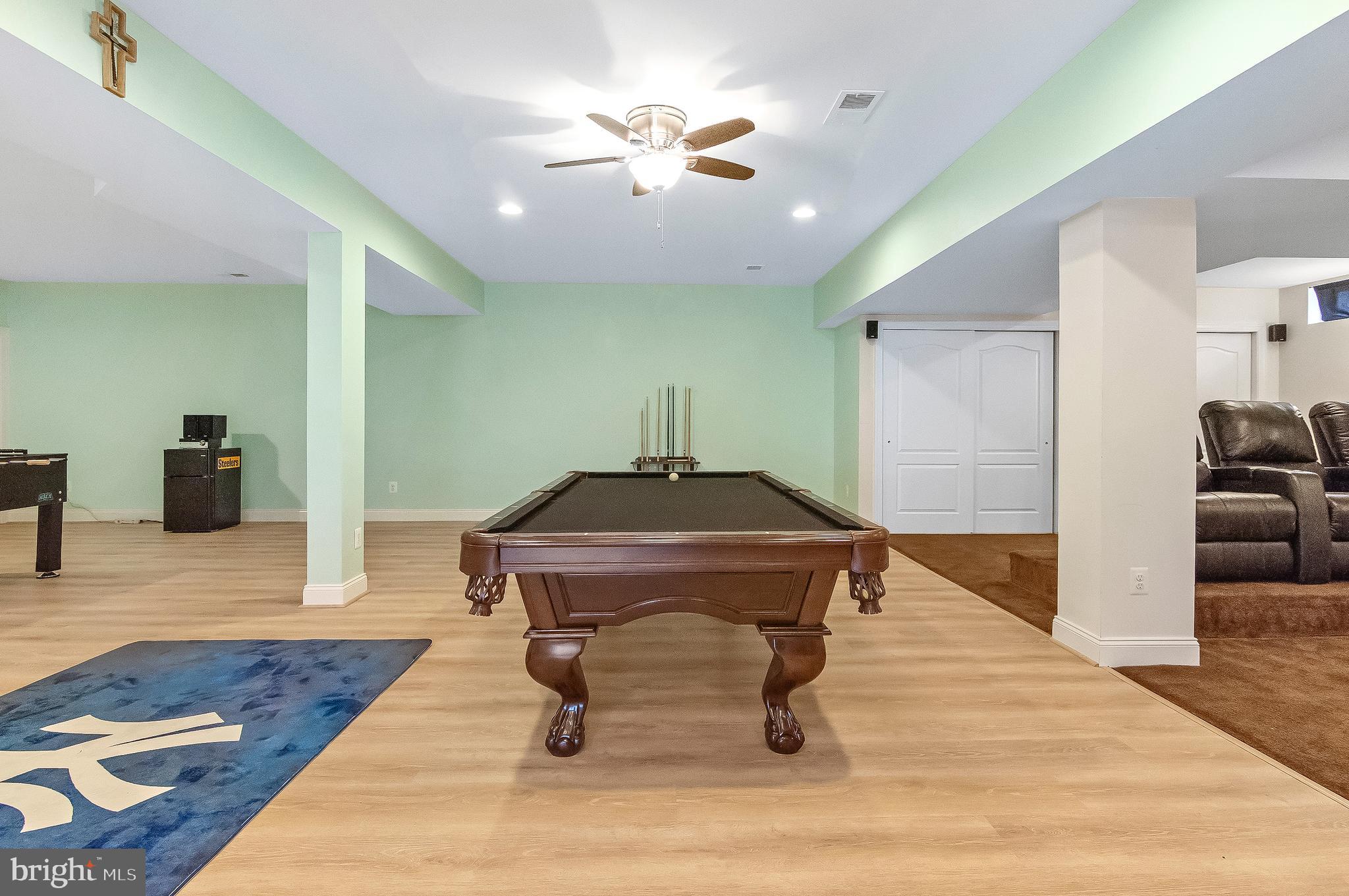 5220 BONNIE BRAE FARM DRIVE