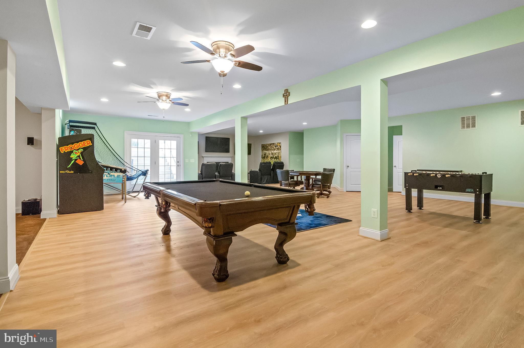 5220 BONNIE BRAE FARM DRIVE