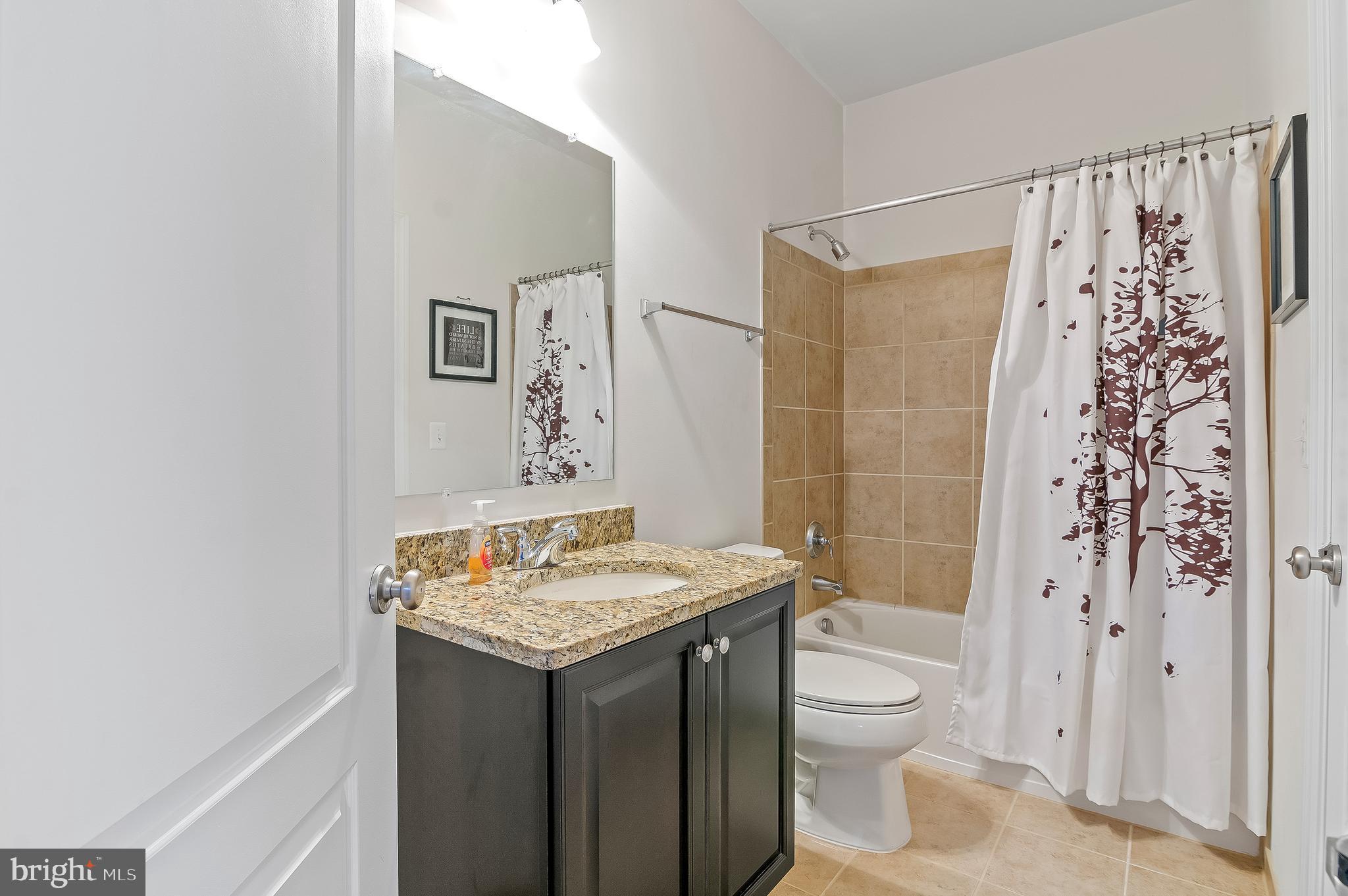 5220 BONNIE BRAE FARM DRIVE