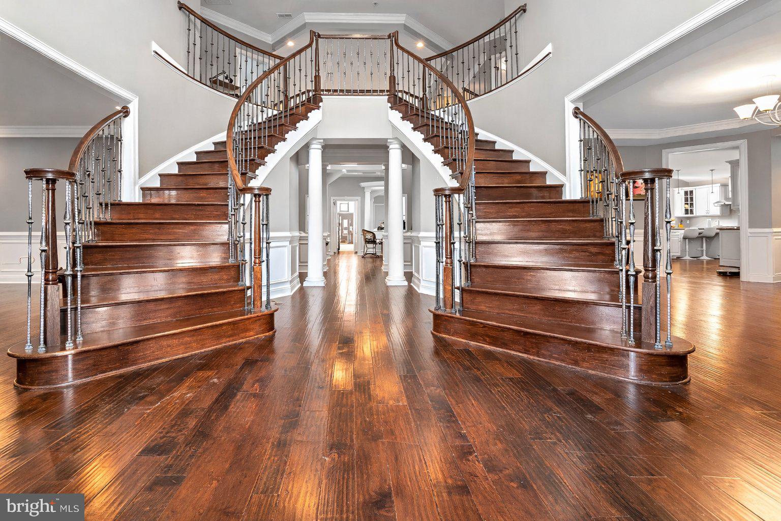 5220 BONNIE BRAE FARM DRIVE