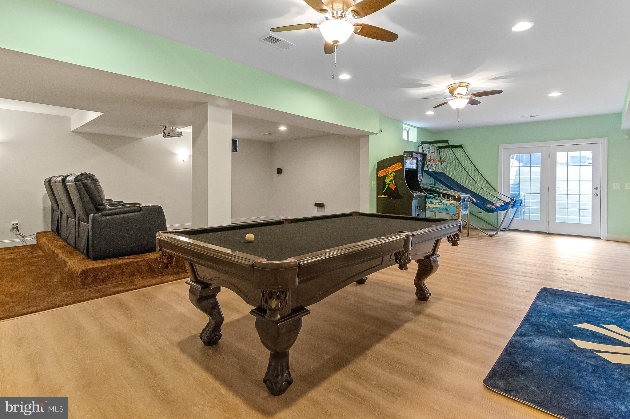 5220 BONNIE BRAE FARM DRIVE