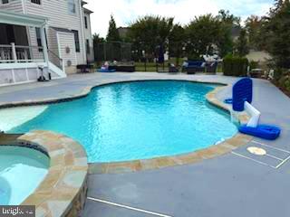 5220 BONNIE BRAE FARM DRIVE