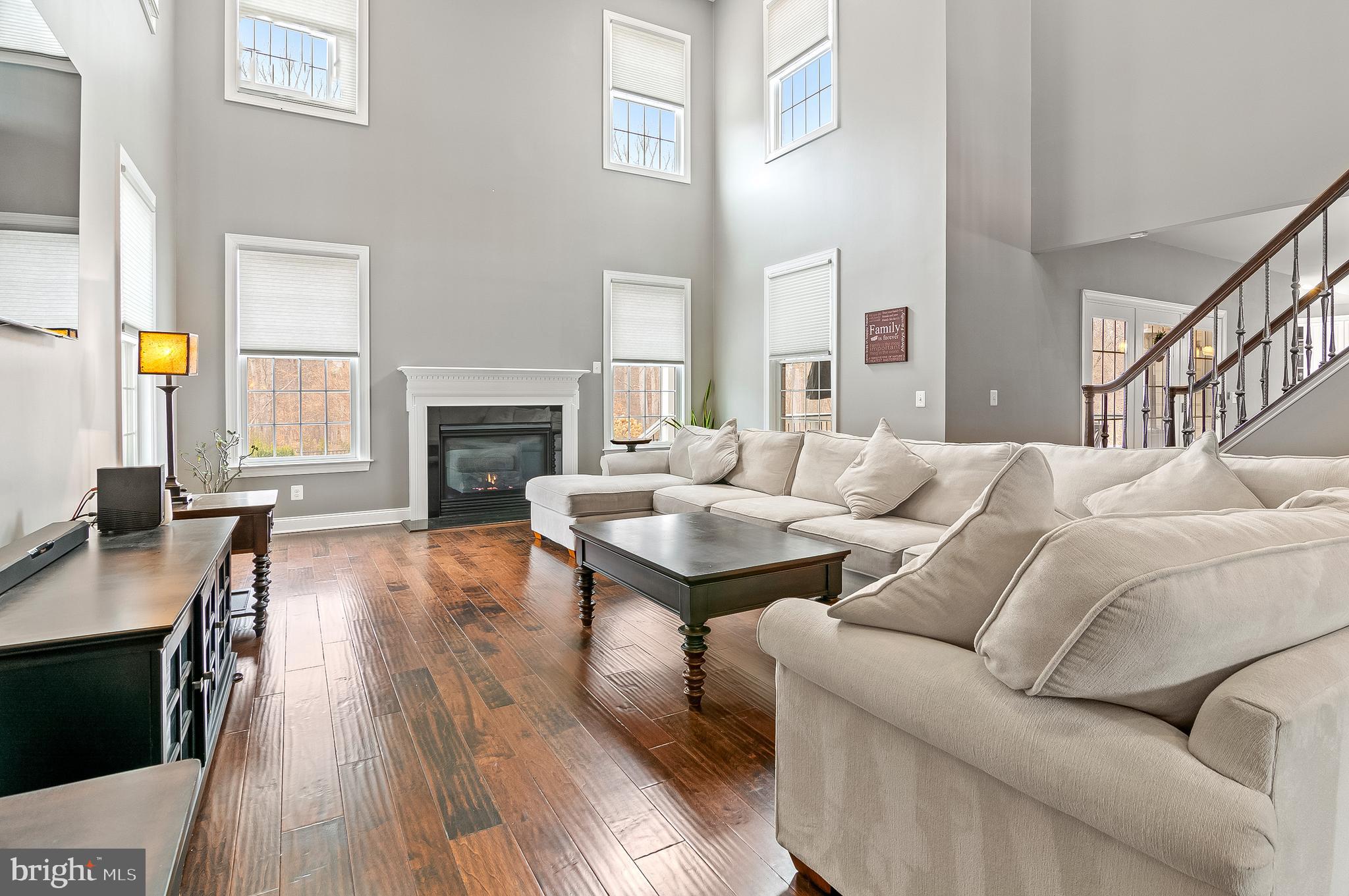 5220 BONNIE BRAE FARM DRIVE