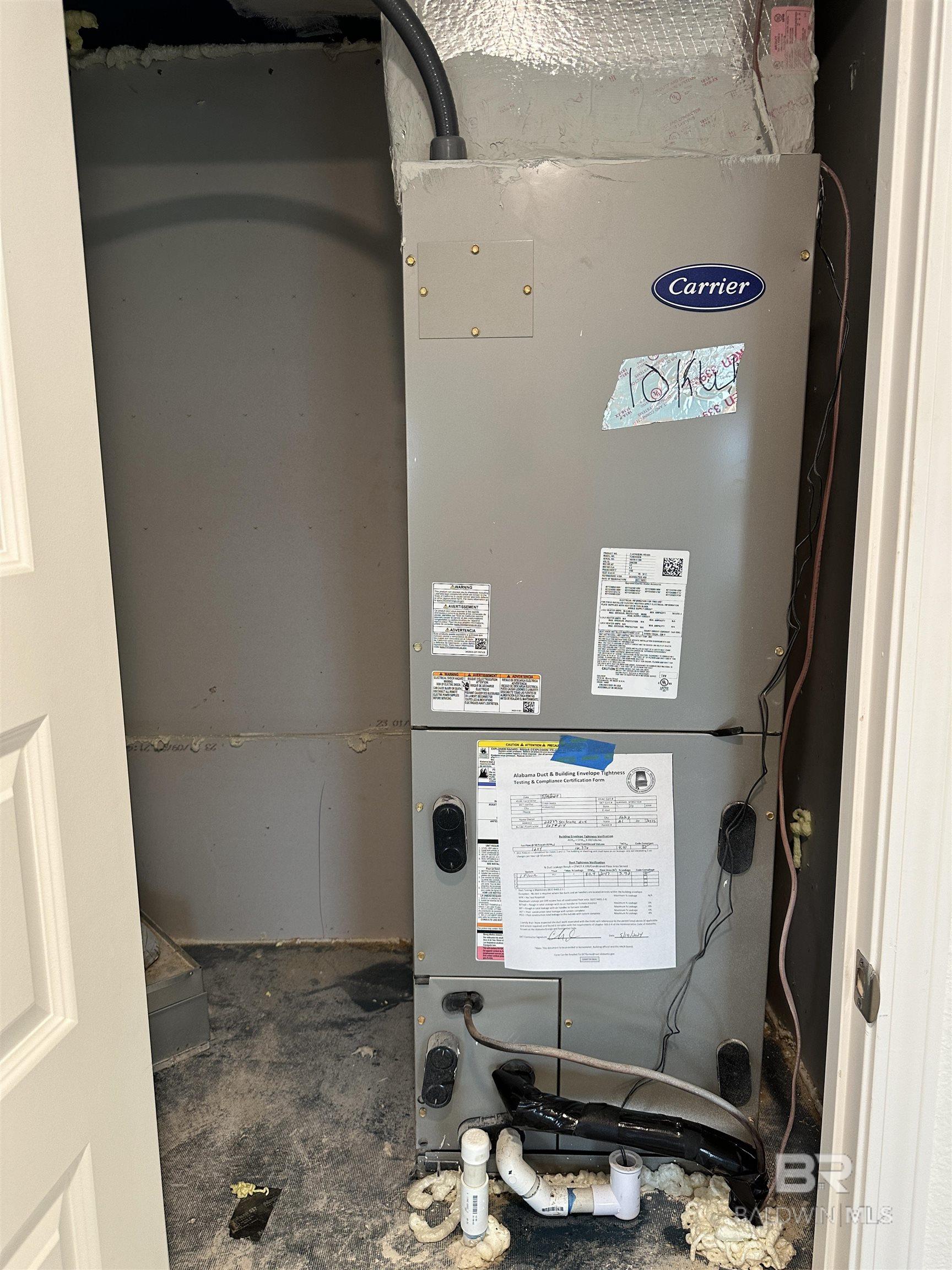 22233 Seabrooke Avenue