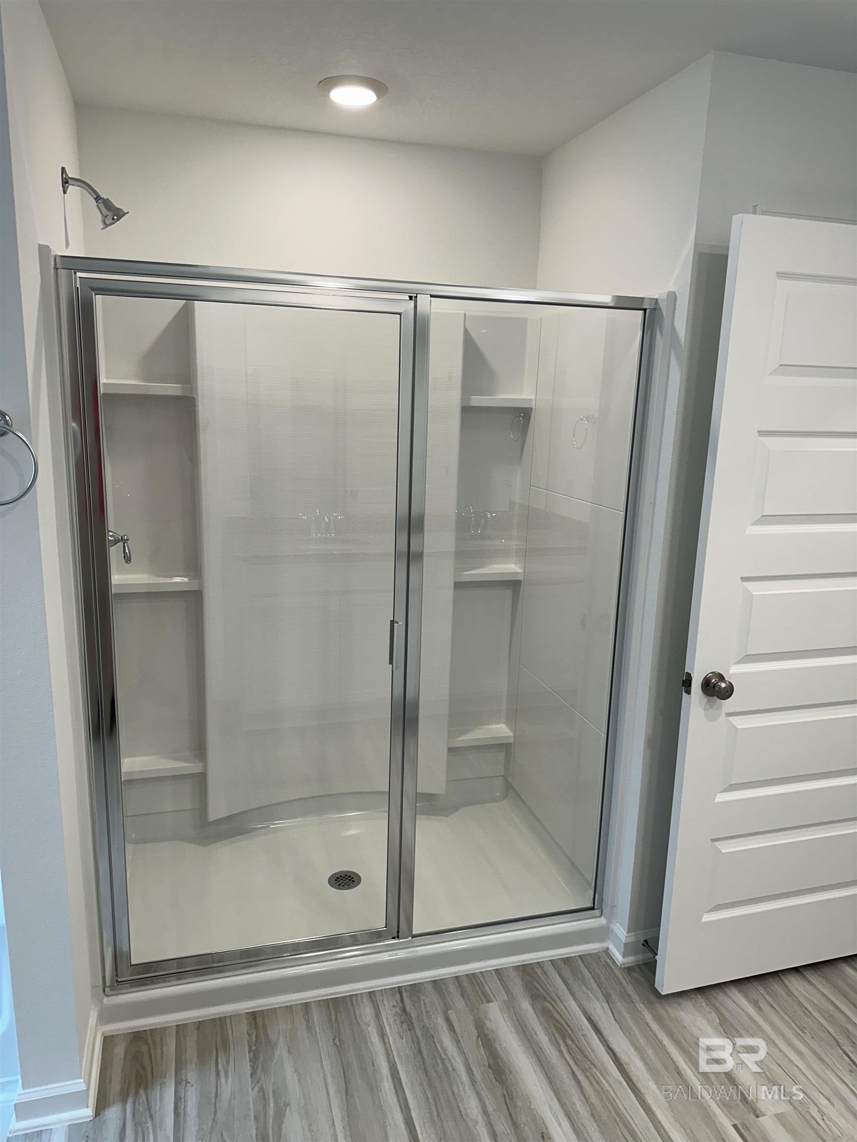 22233 Seabrooke Avenue