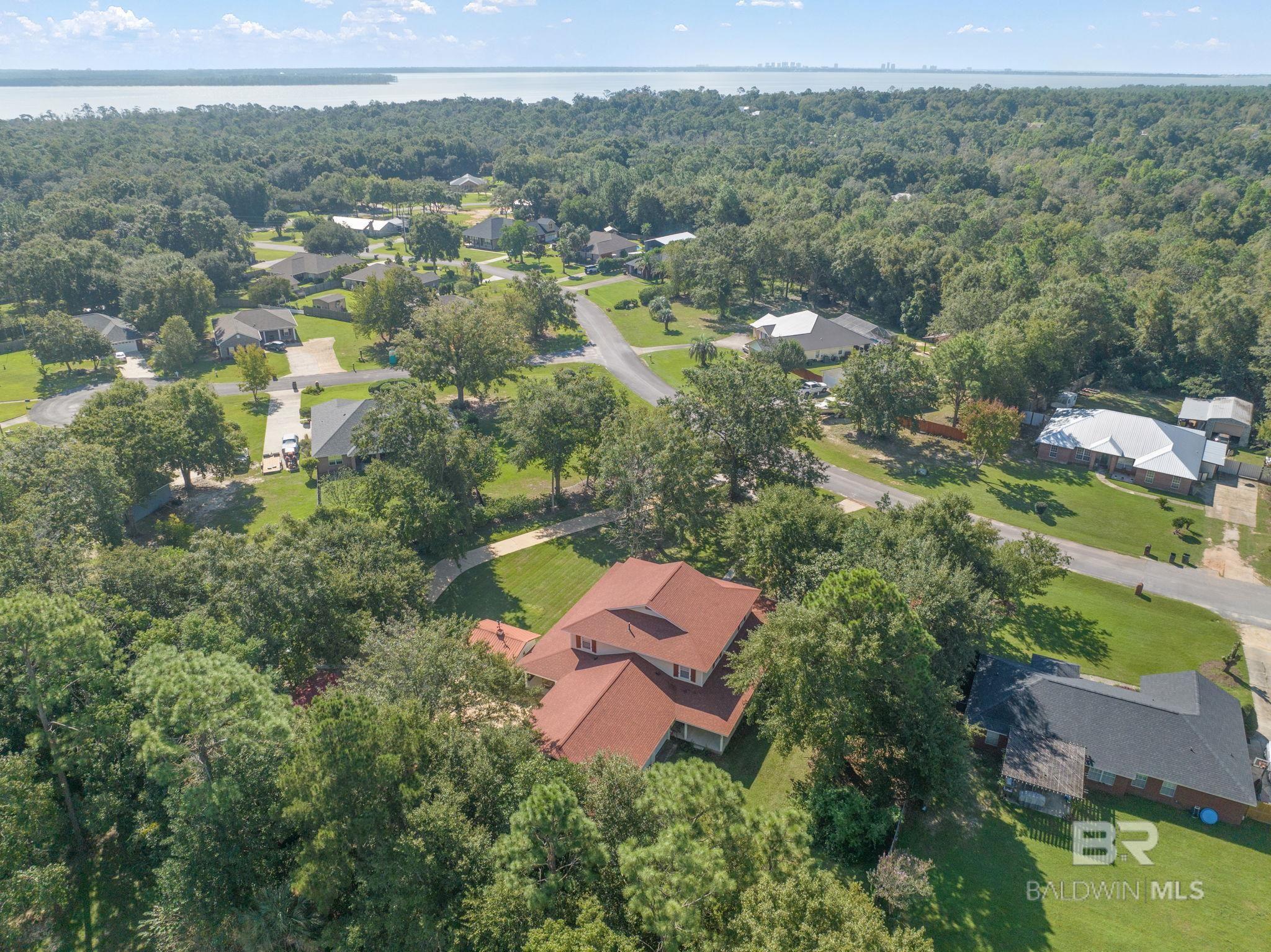 33037 N Pickens Avenue