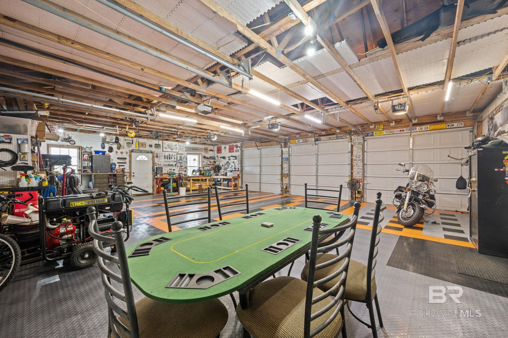 33037 N Pickens Avenue