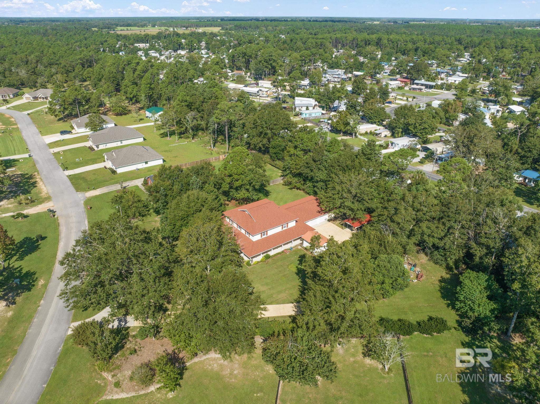 33037 N Pickens Avenue