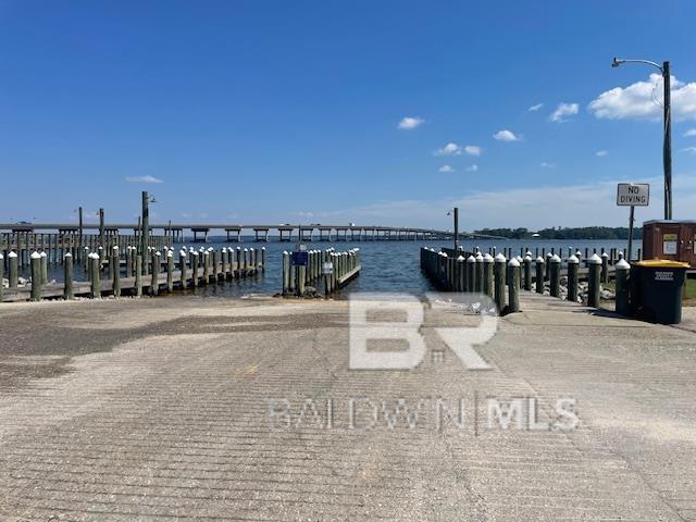 33037 N Pickens Avenue