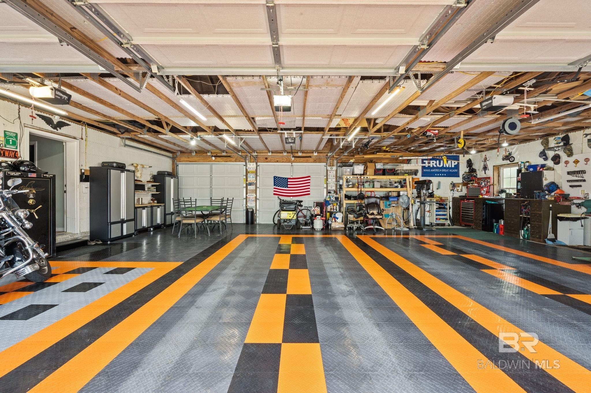 33037 N Pickens Avenue