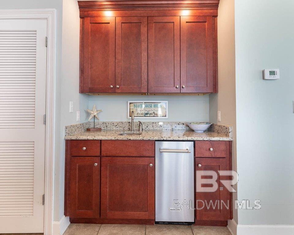 801 W Beach Boulevard 2001