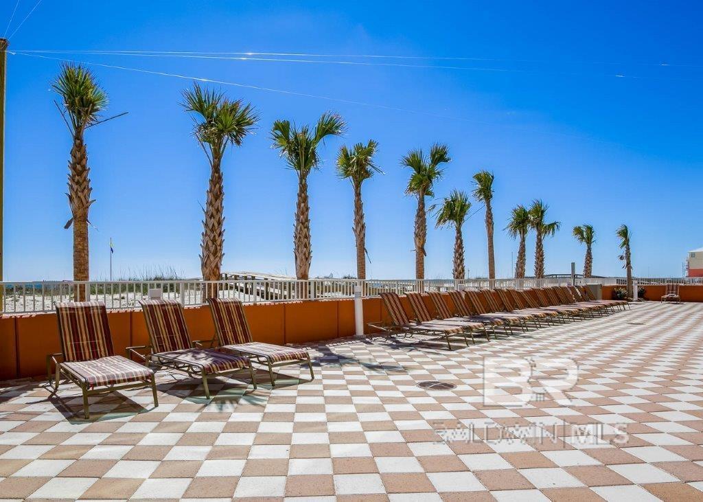 801 W Beach Boulevard 2001