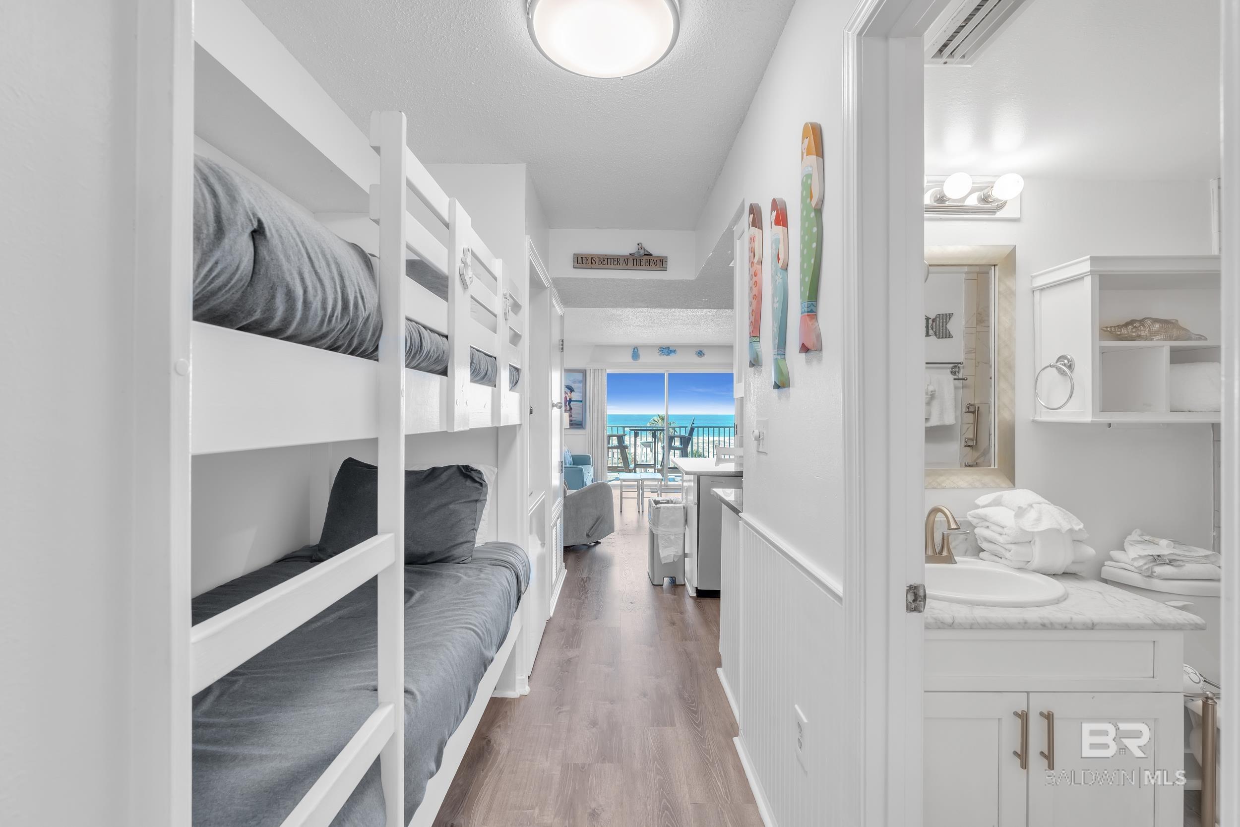 645 Plantation Road 6405