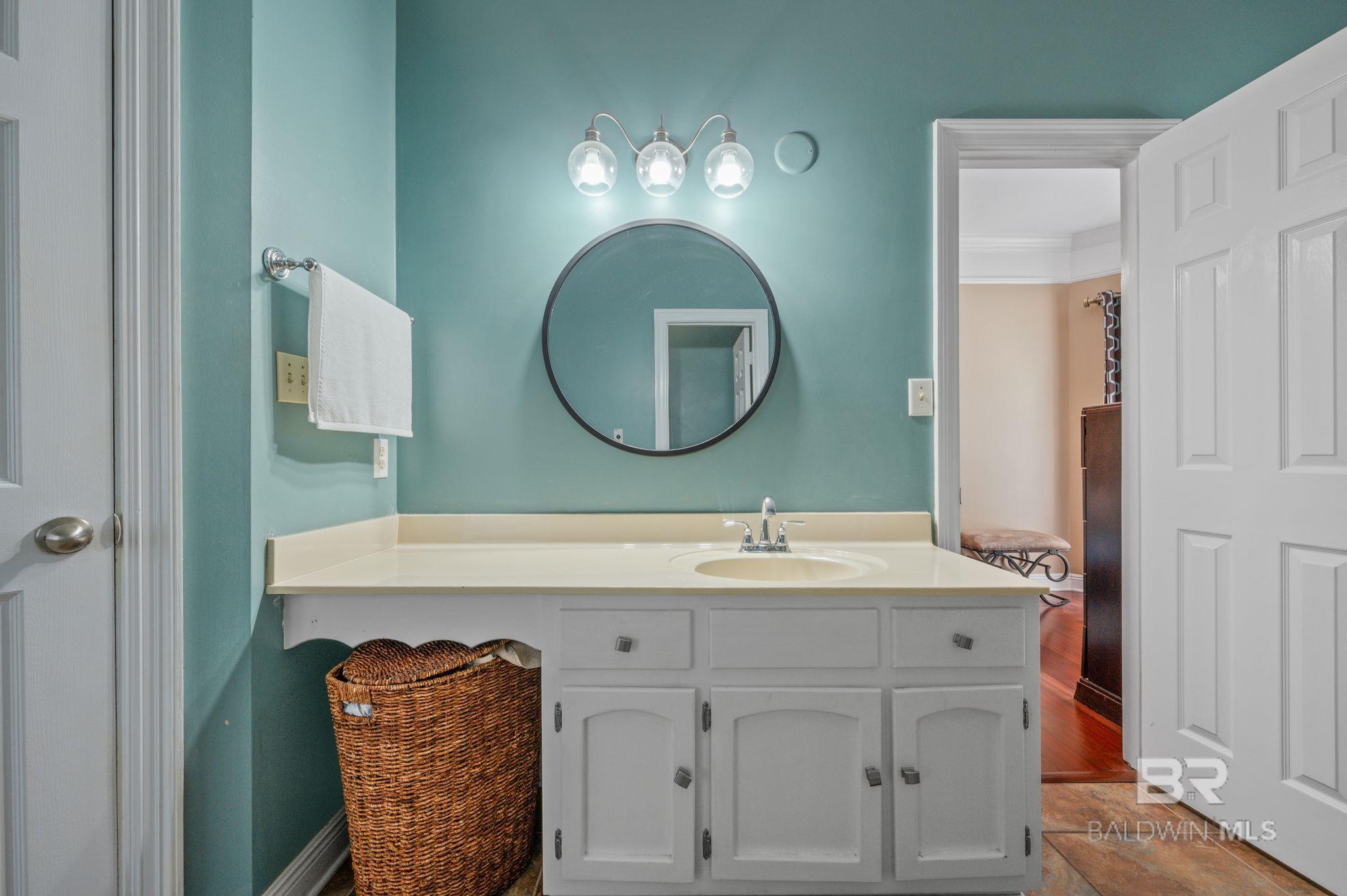 6720 Candlelight Court