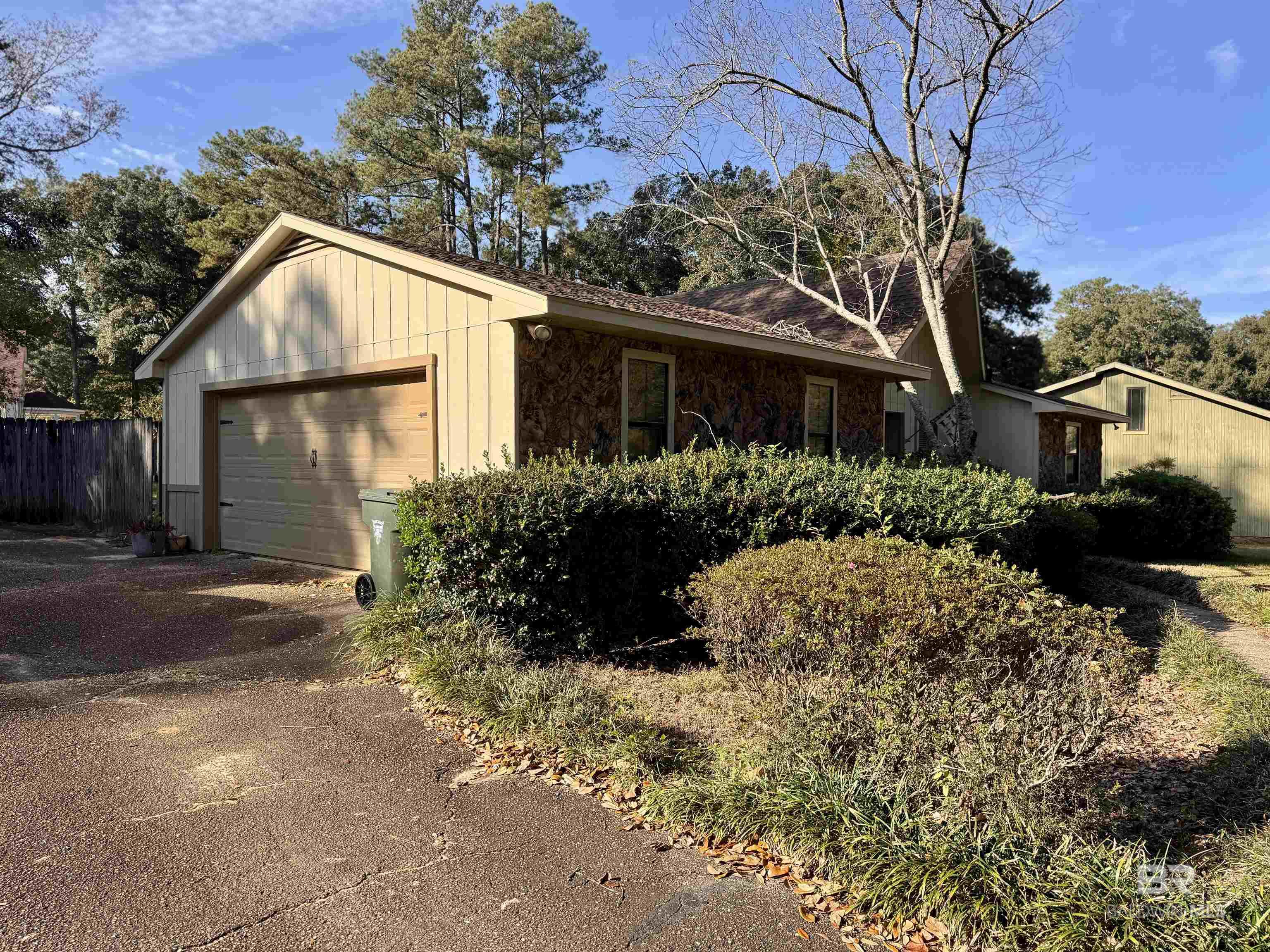 38261 Holly Hills Drive