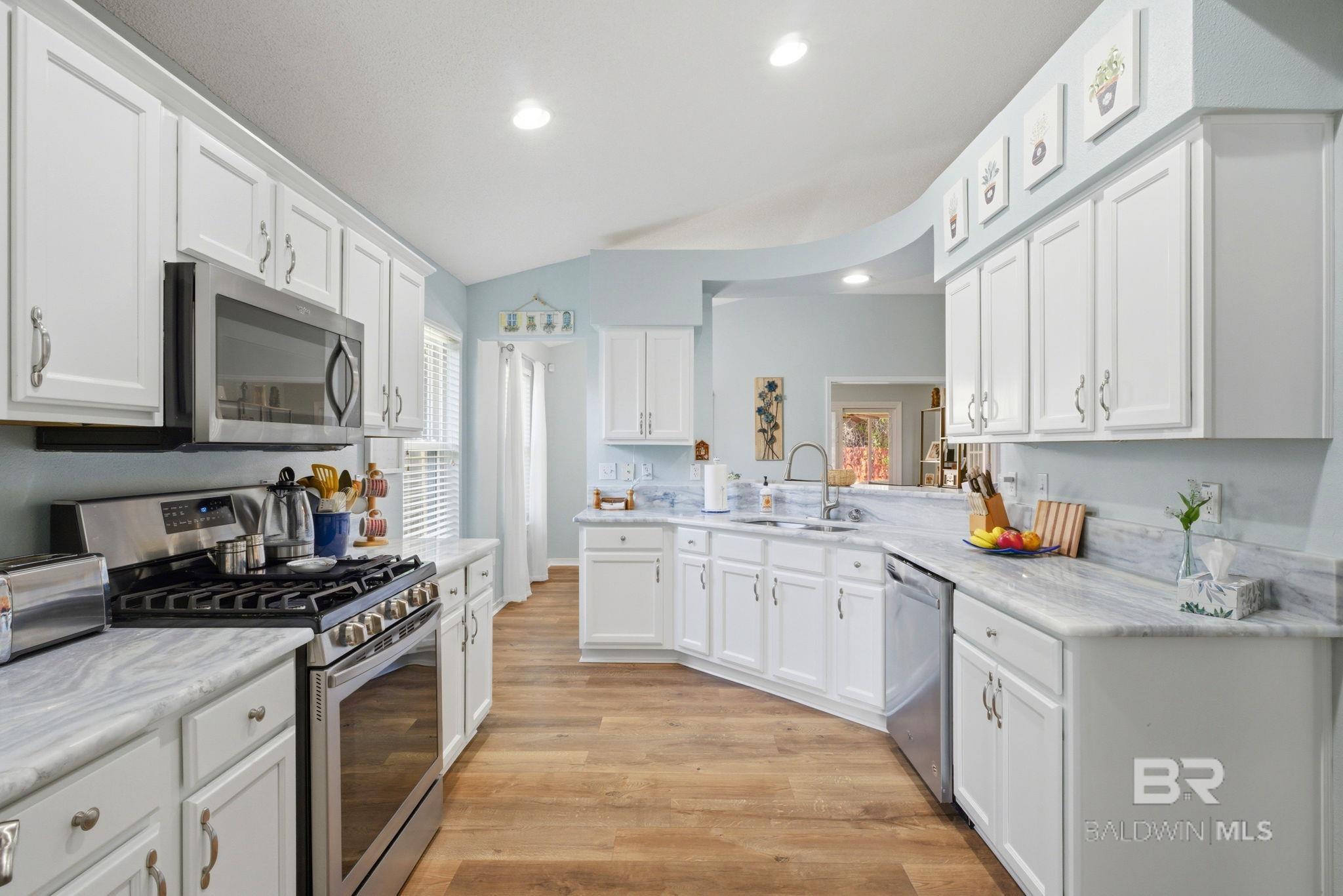 10736 Crosscut Drive