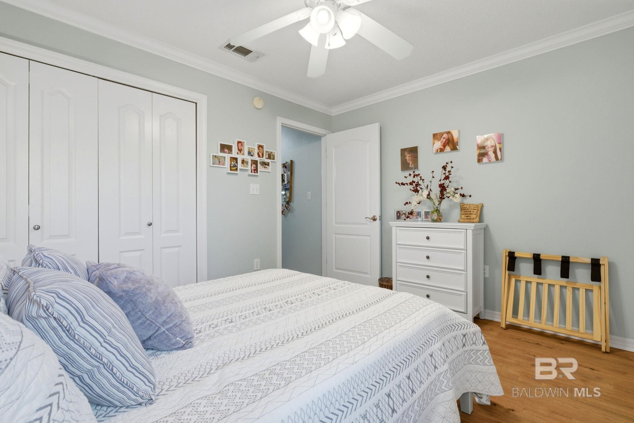 10736 Crosscut Drive