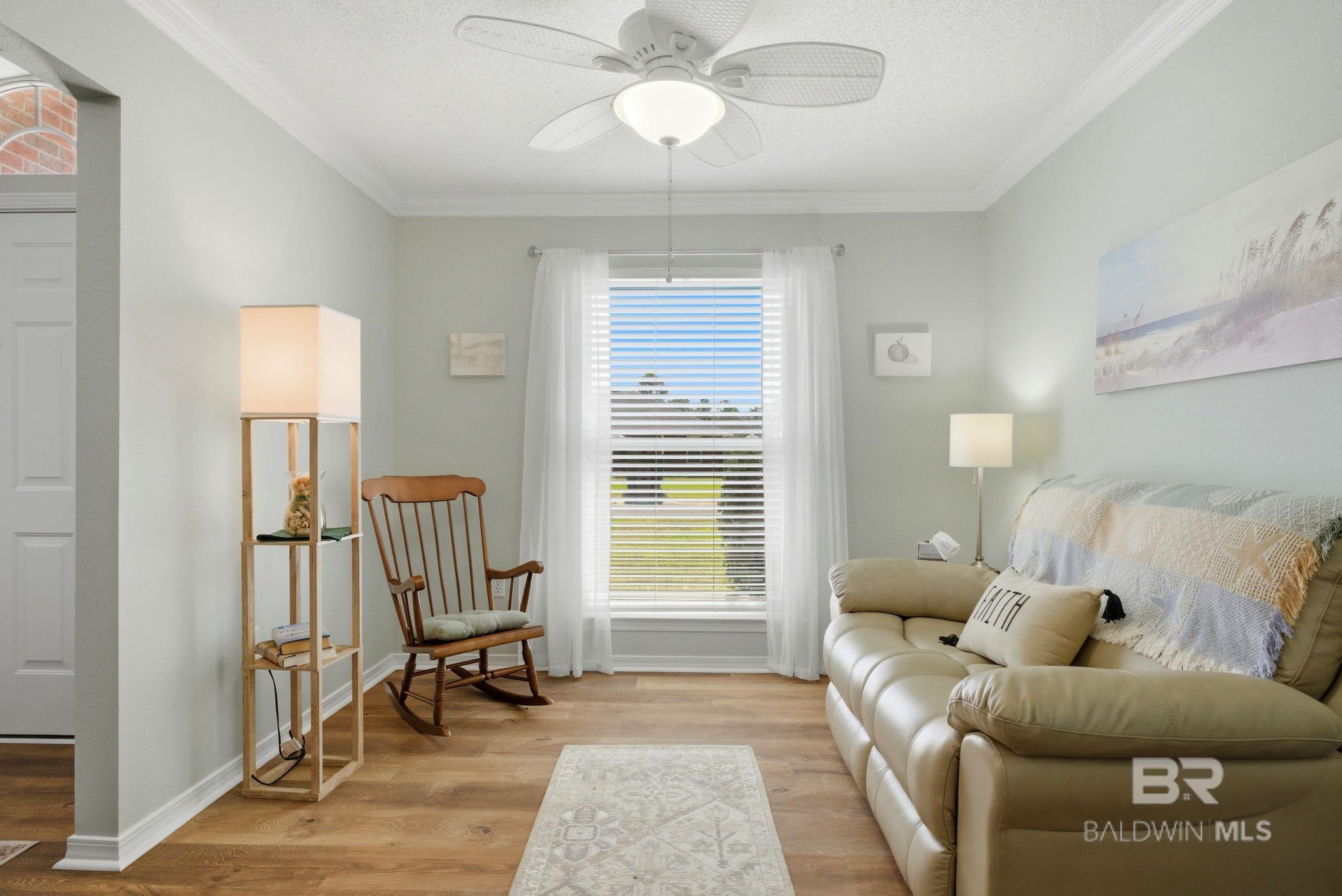 10736 Crosscut Drive