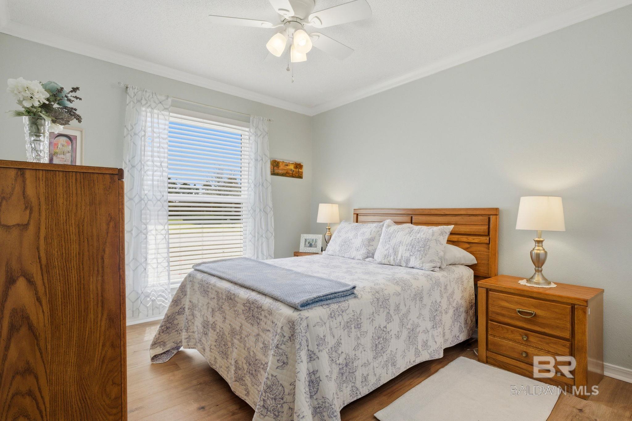 10736 Crosscut Drive