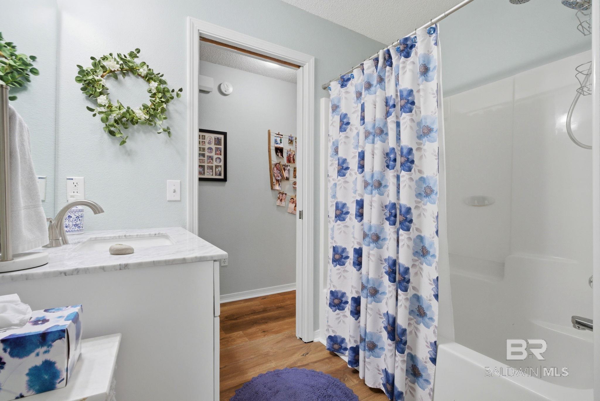 10736 Crosscut Drive