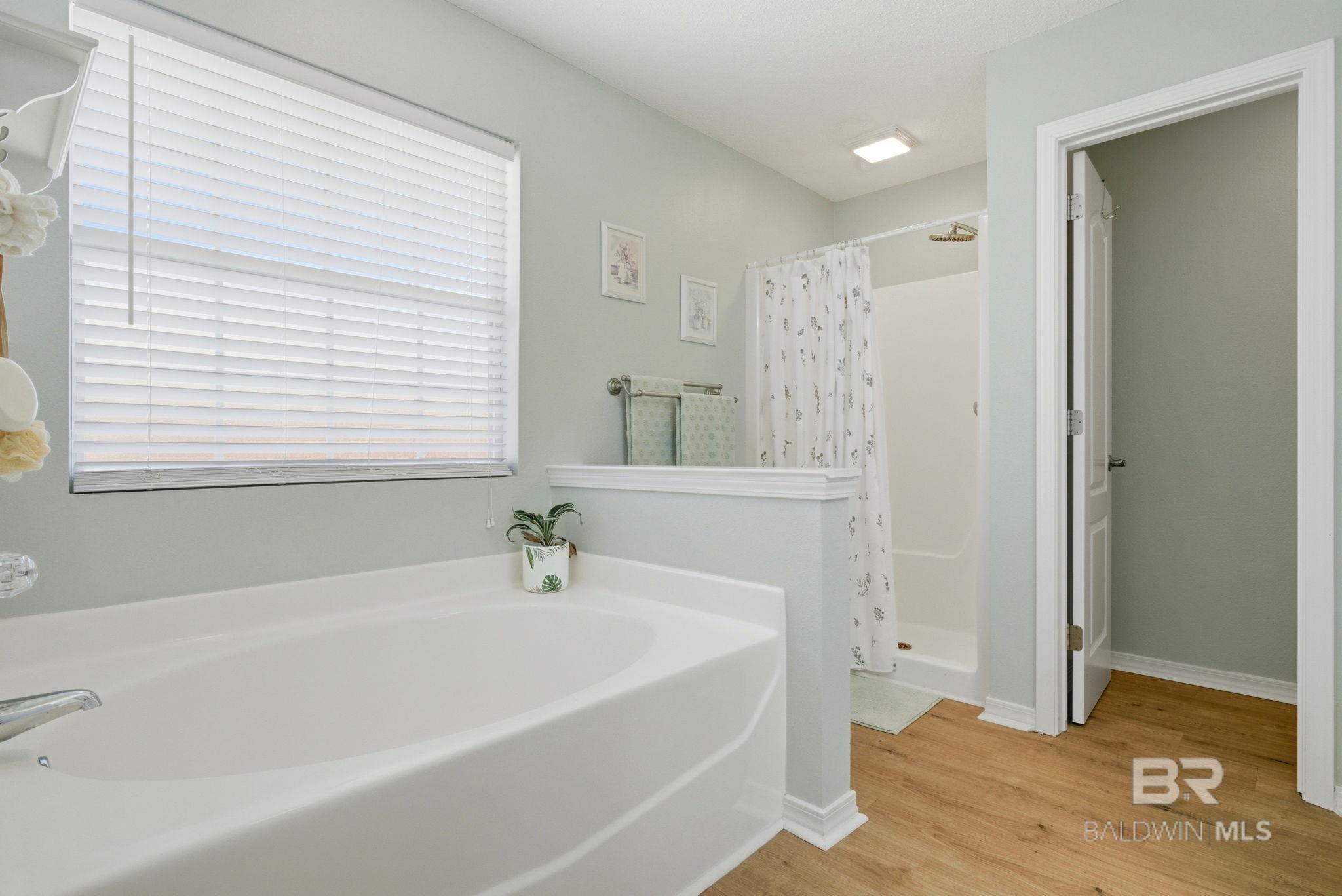 10736 Crosscut Drive