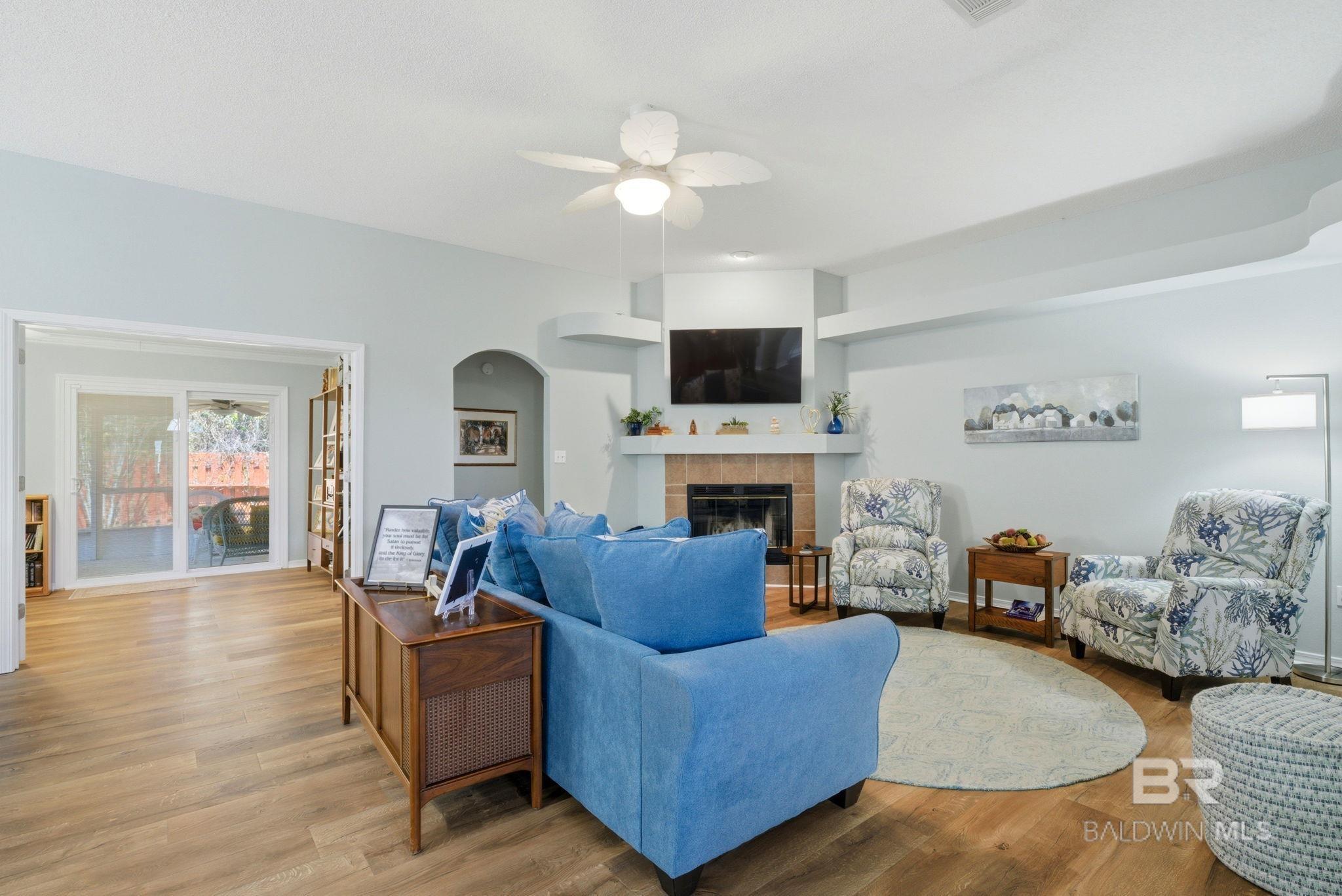 10736 Crosscut Drive