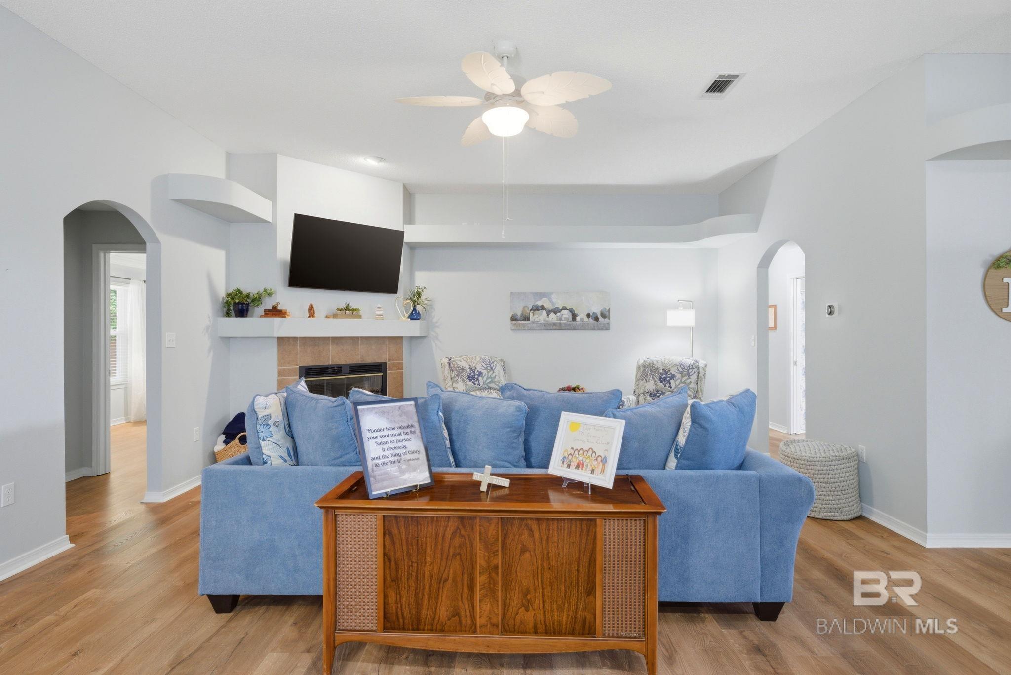 10736 Crosscut Drive