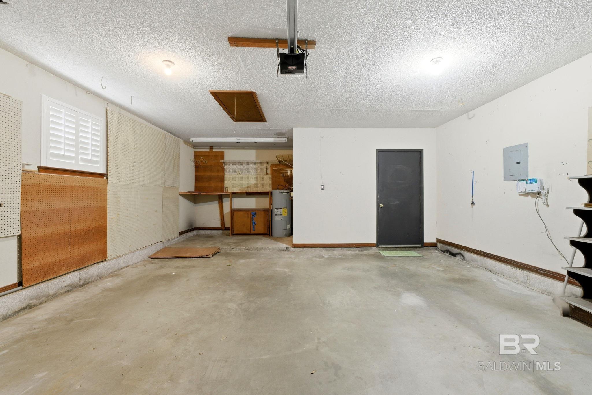 934 Springmier Place