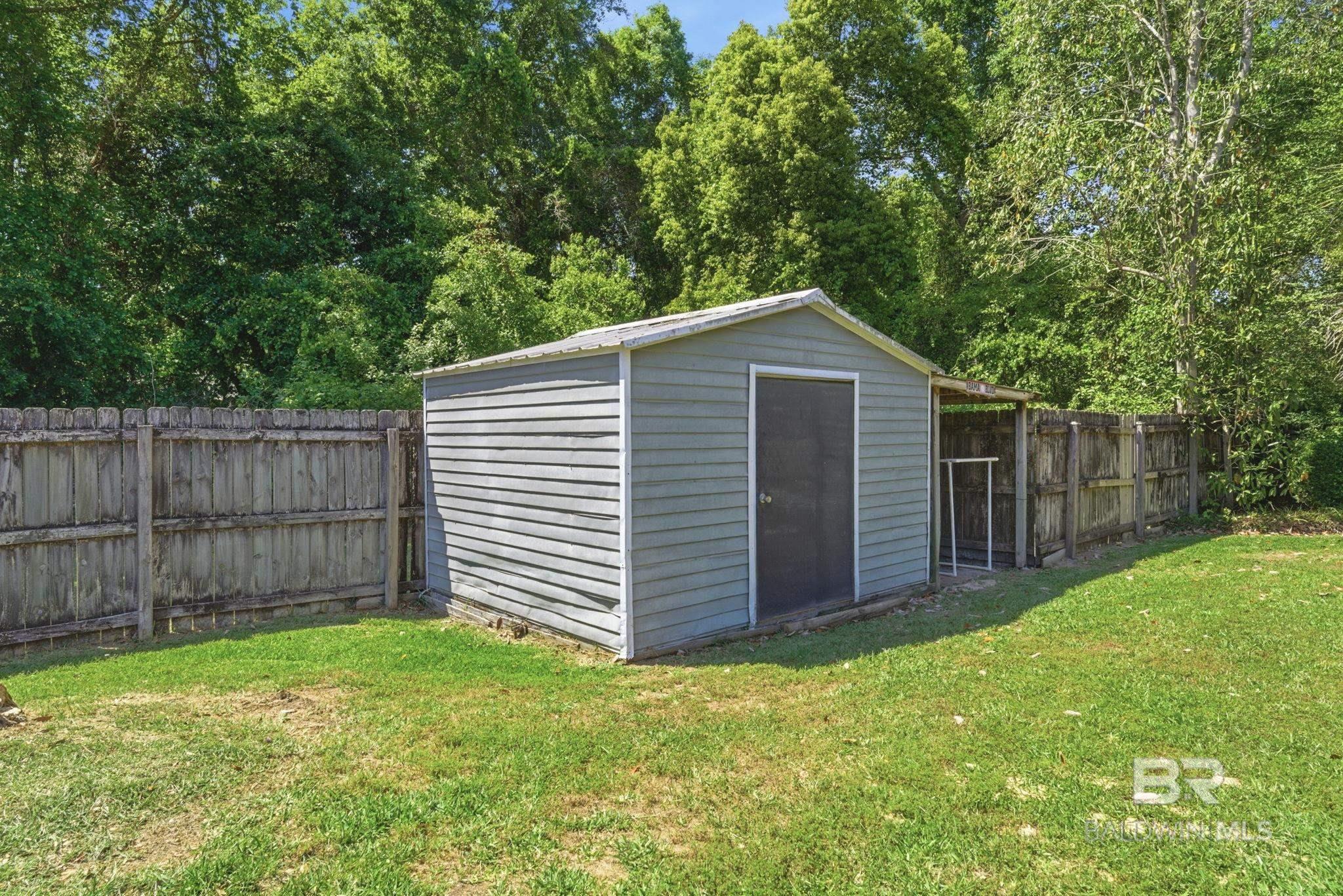 934 Springmier Place