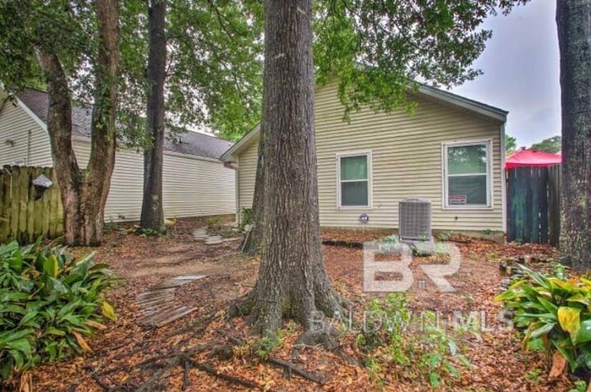 8138 Treetop