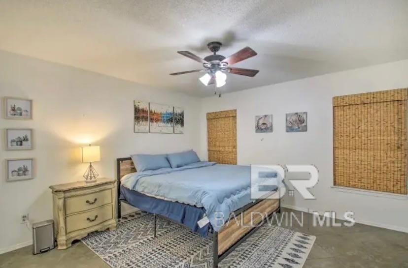 8138 Treetop