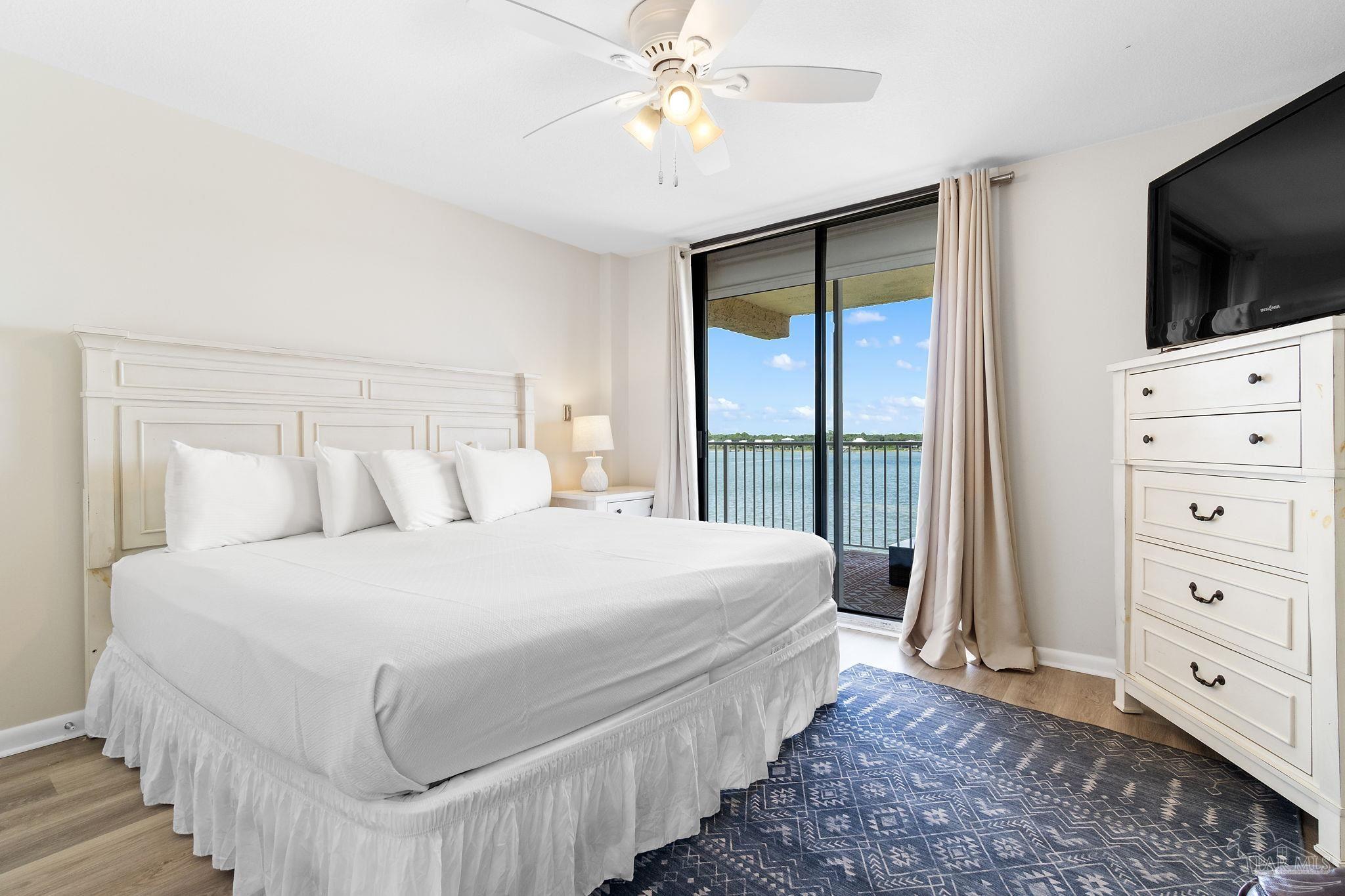 1516 Sandpiper Ln # 305