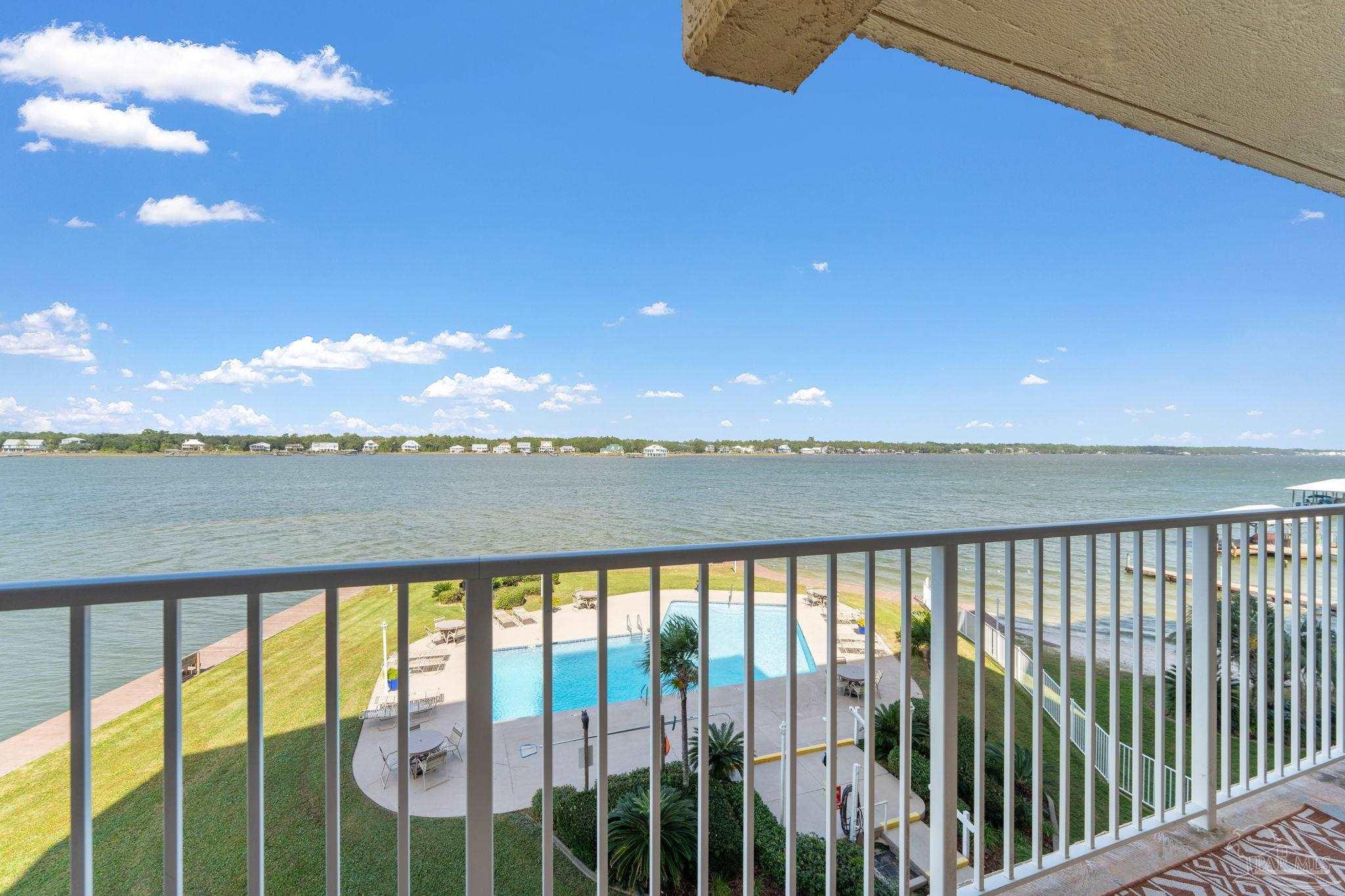 1516 Sandpiper Ln # 305