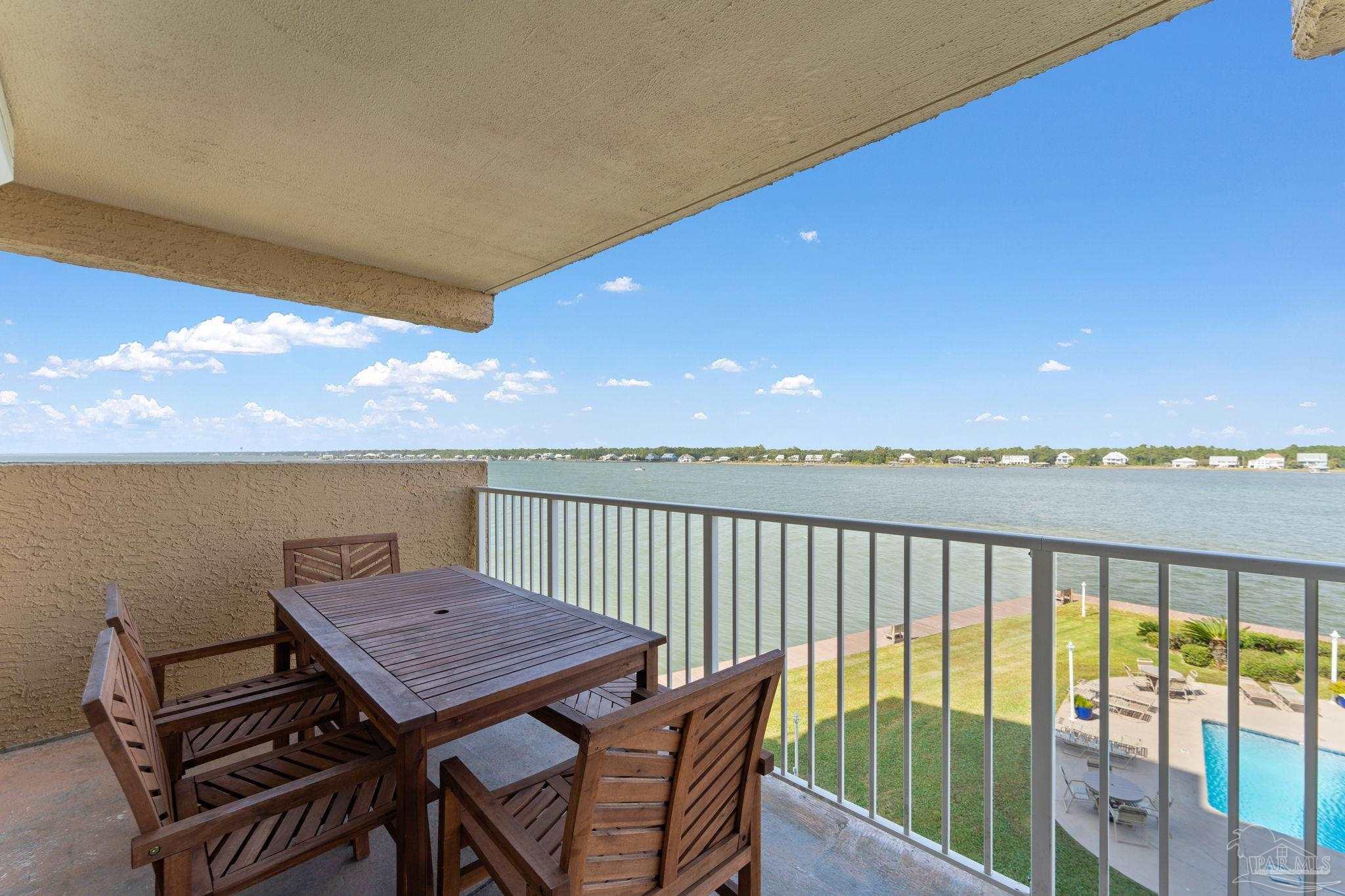 1516 Sandpiper Ln # 305