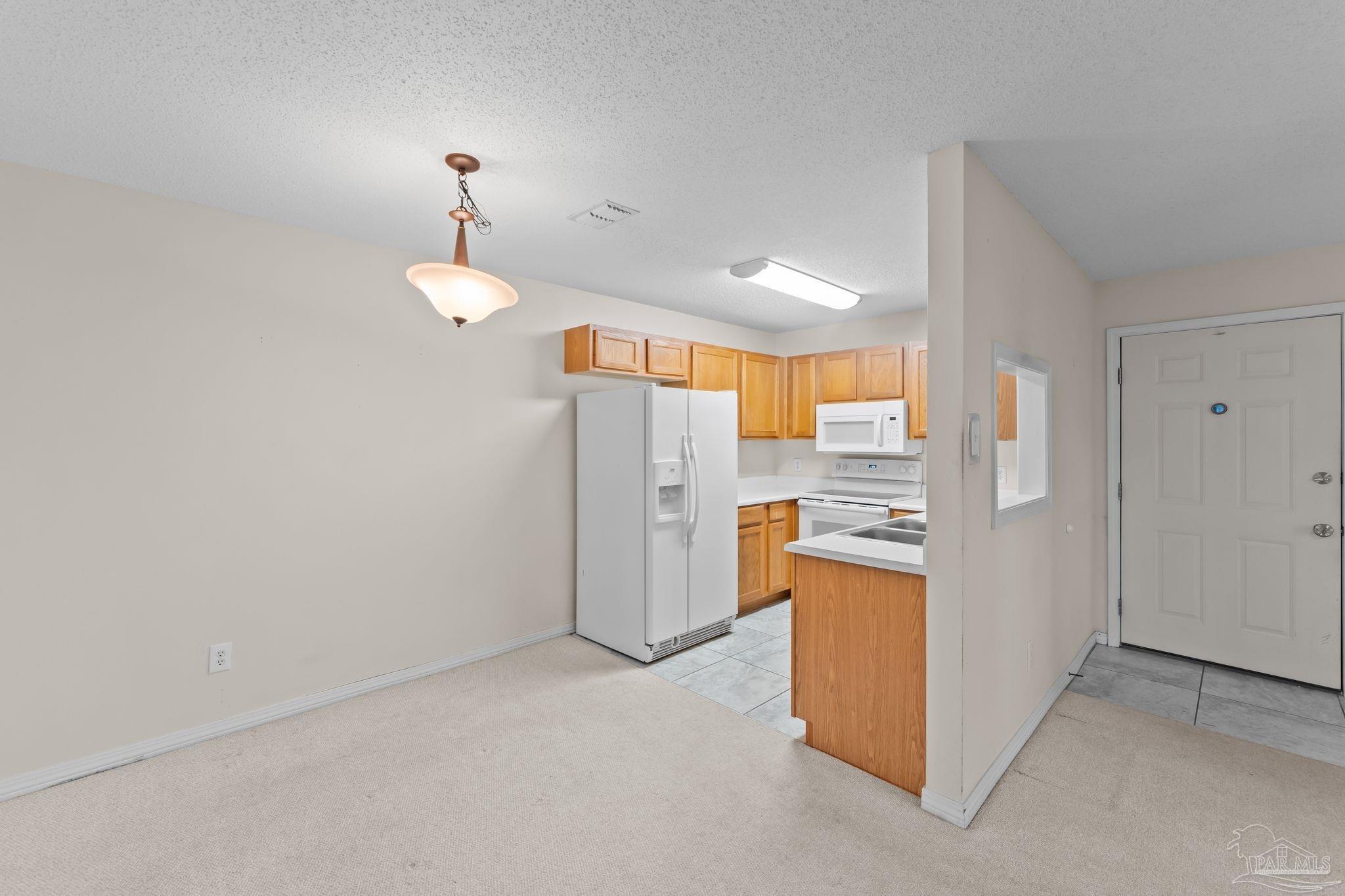 2200 W 2nd Ave # 107C