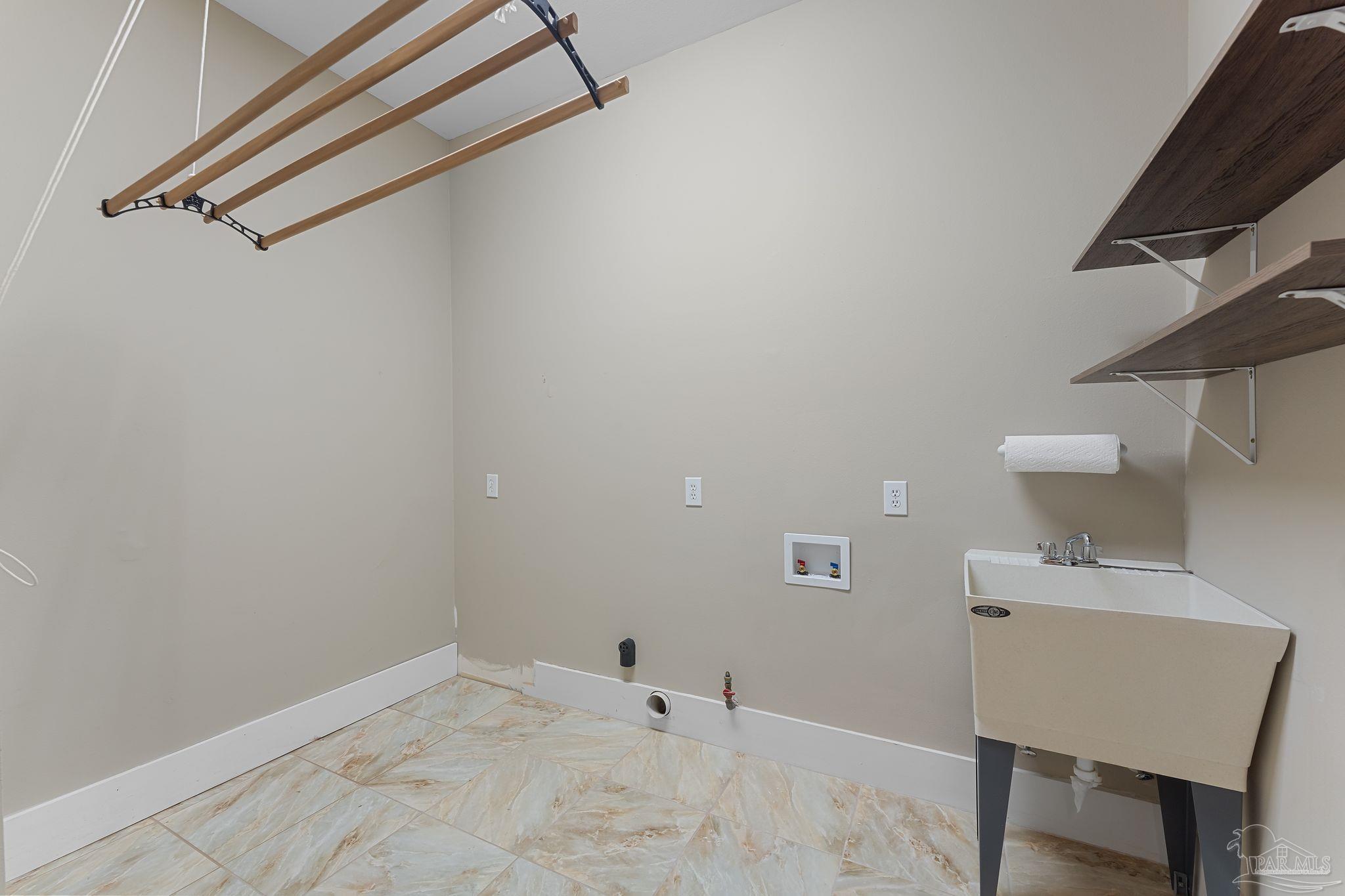 137 Mcintosh Bluff Rd