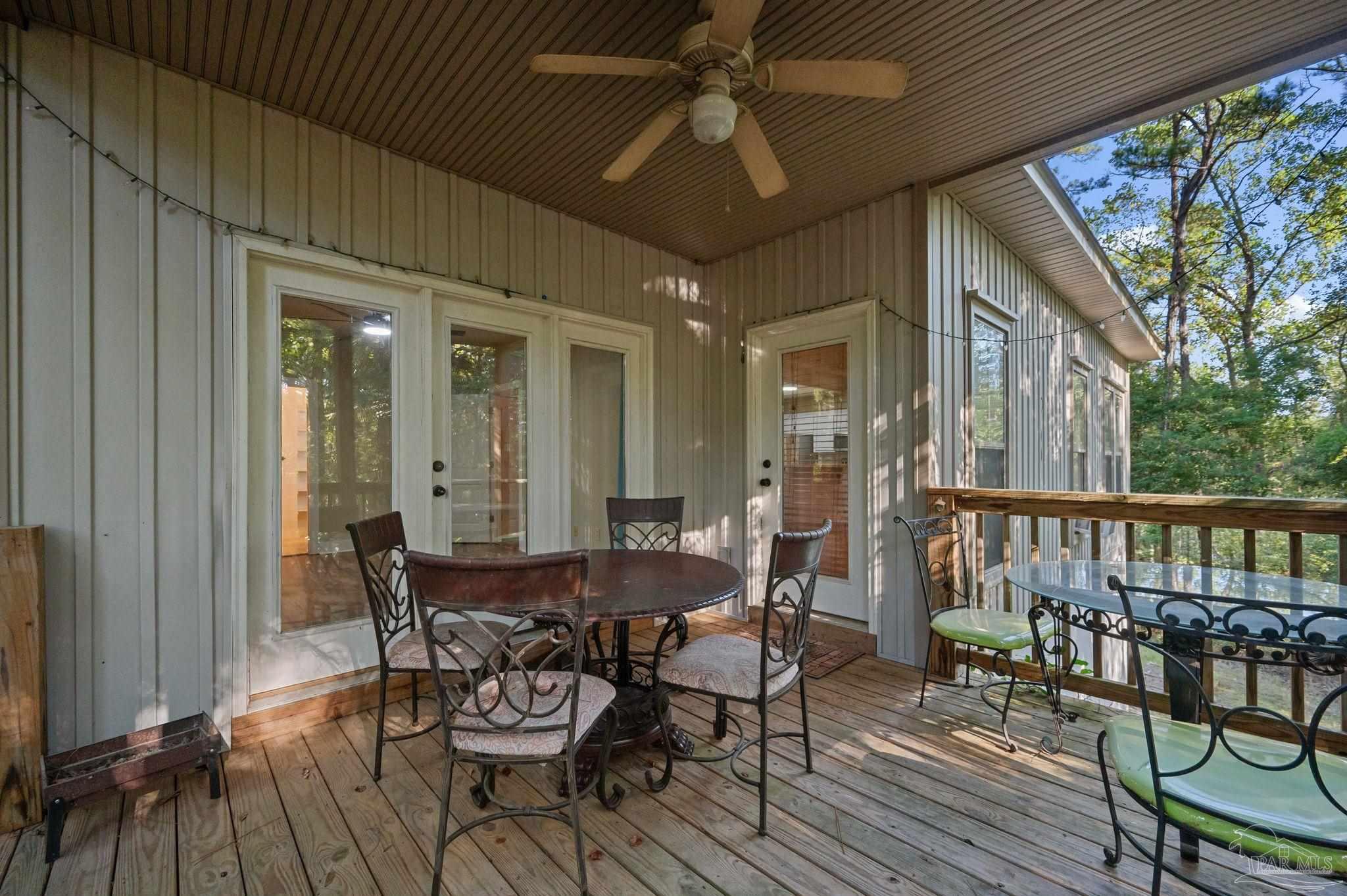 102 Bell Ct