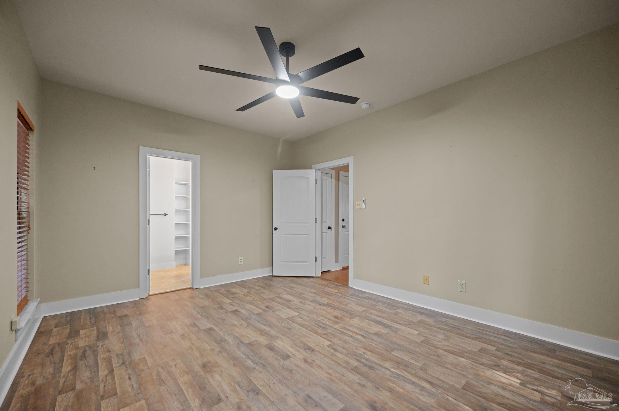 102 Bell Ct