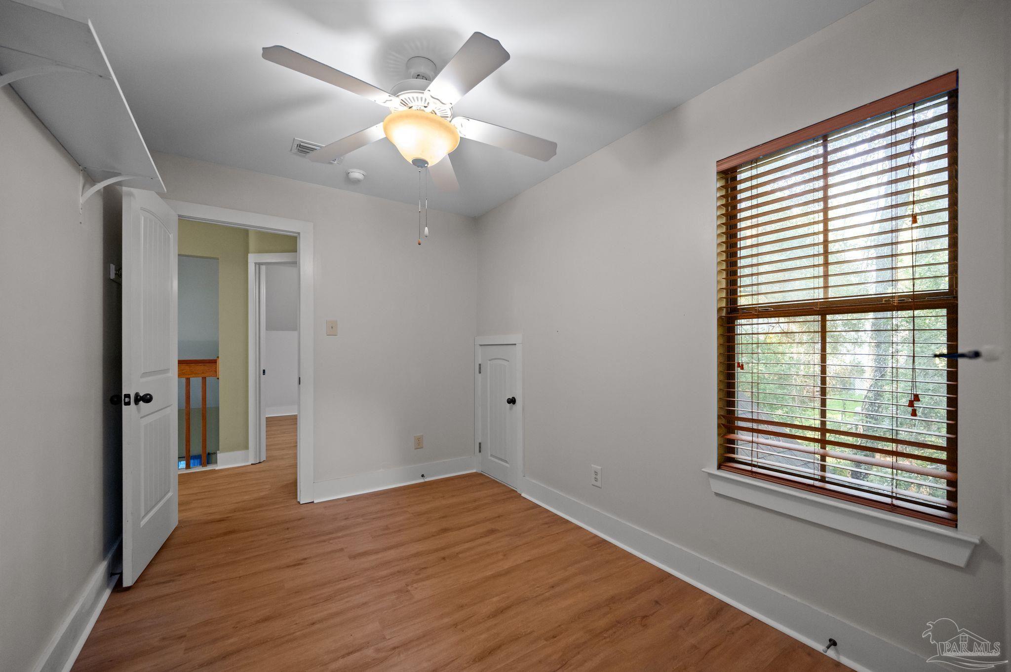 102 Bell Ct