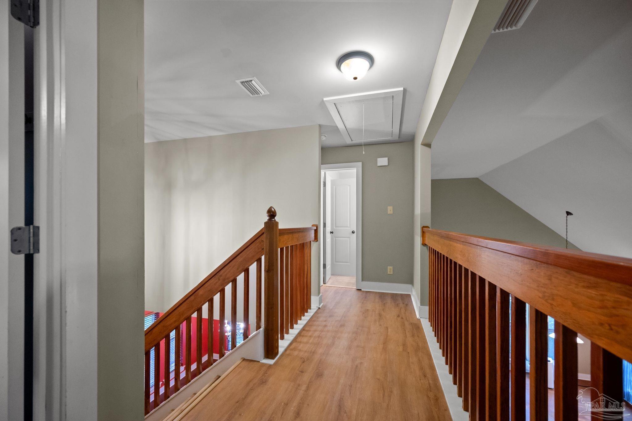 102 Bell Ct