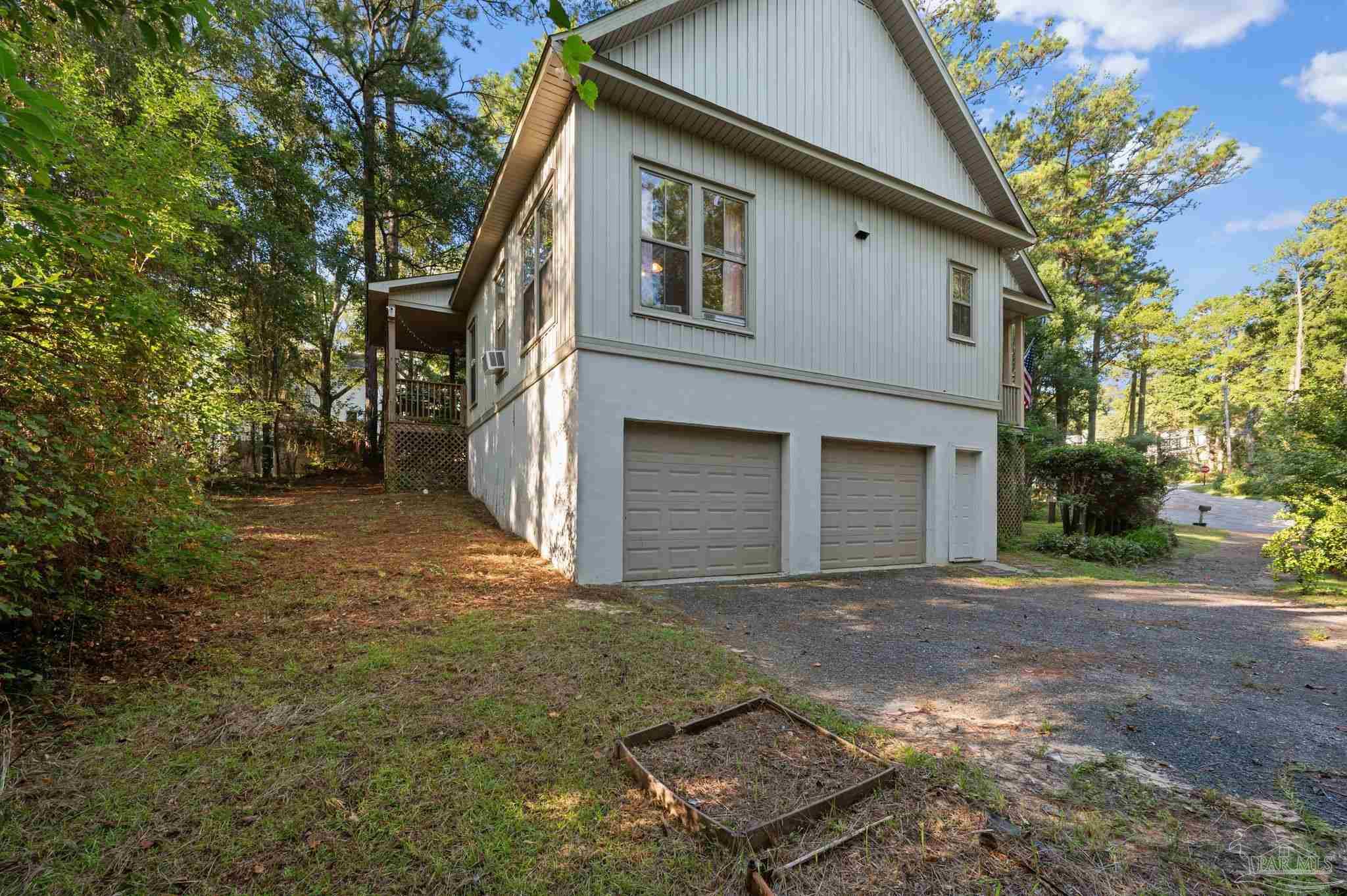 102 Bell Ct